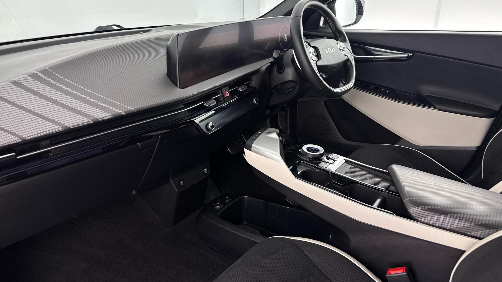 Kia Ev6 view 10