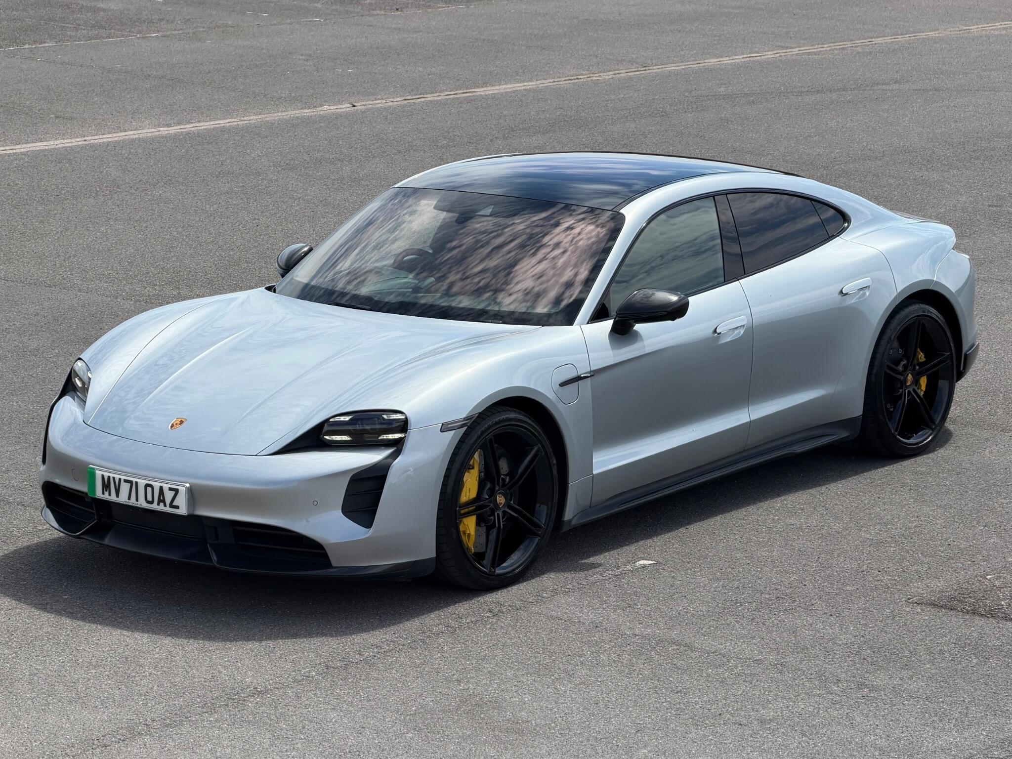 Porsche Taycan view 53