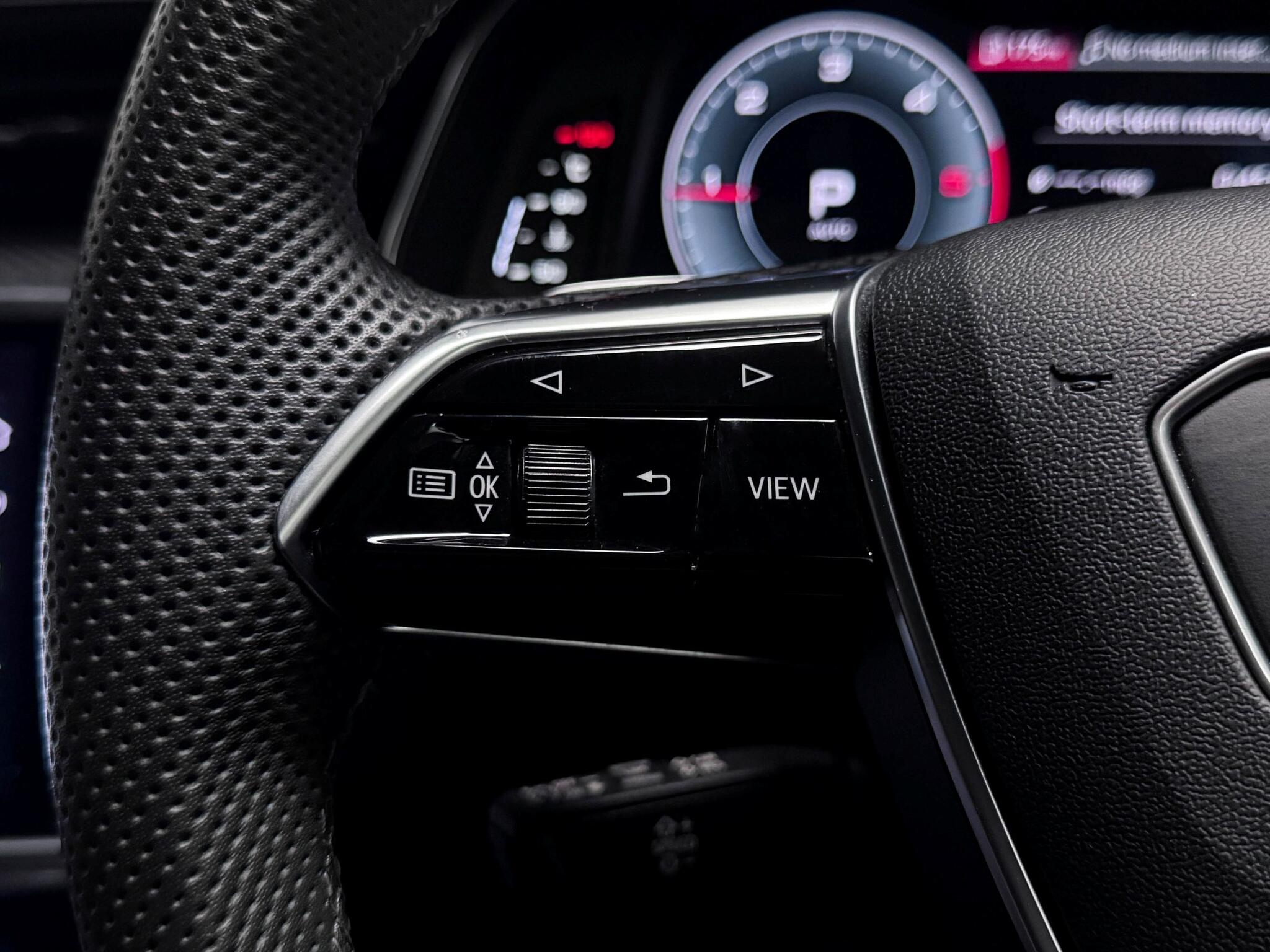 Audi A6 view 33