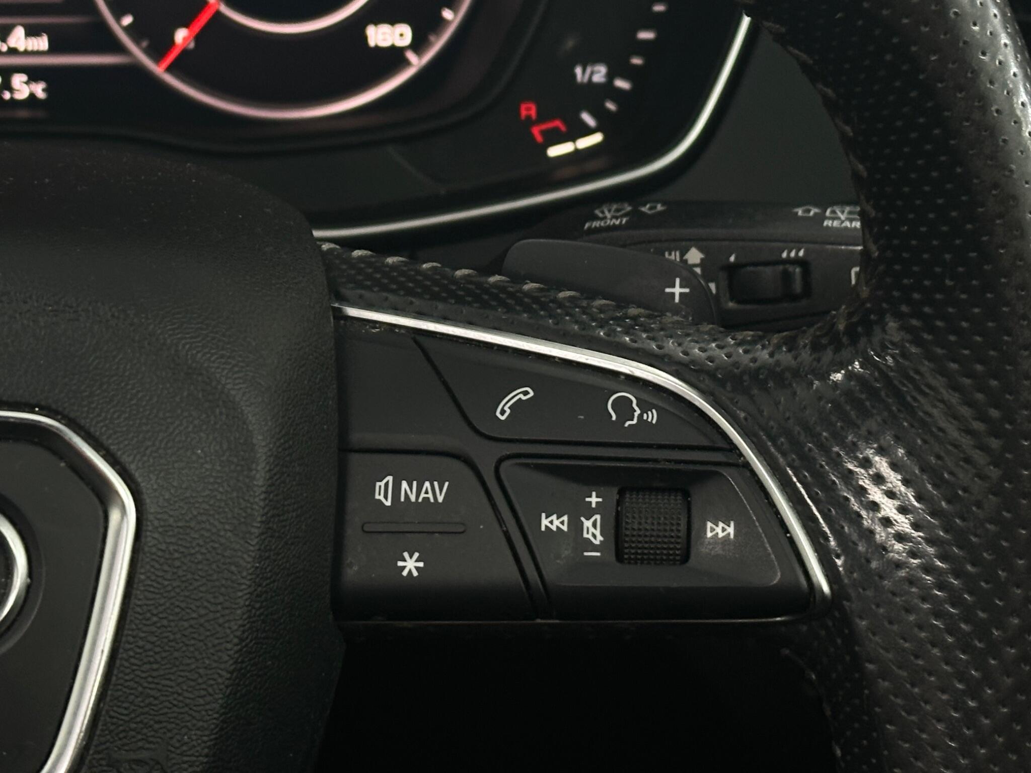 Audi Q5 view 27