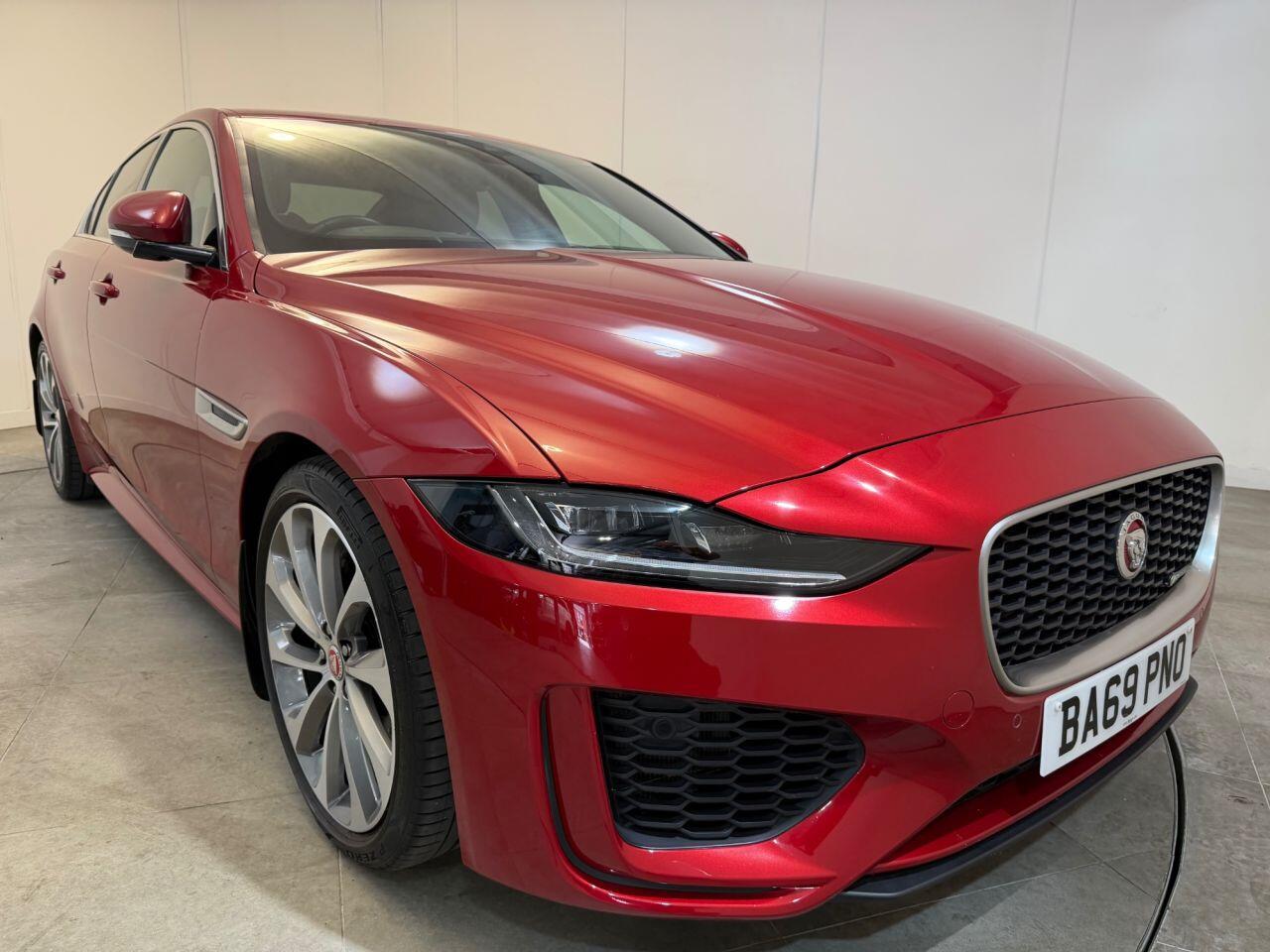 Jaguar Xe view 57