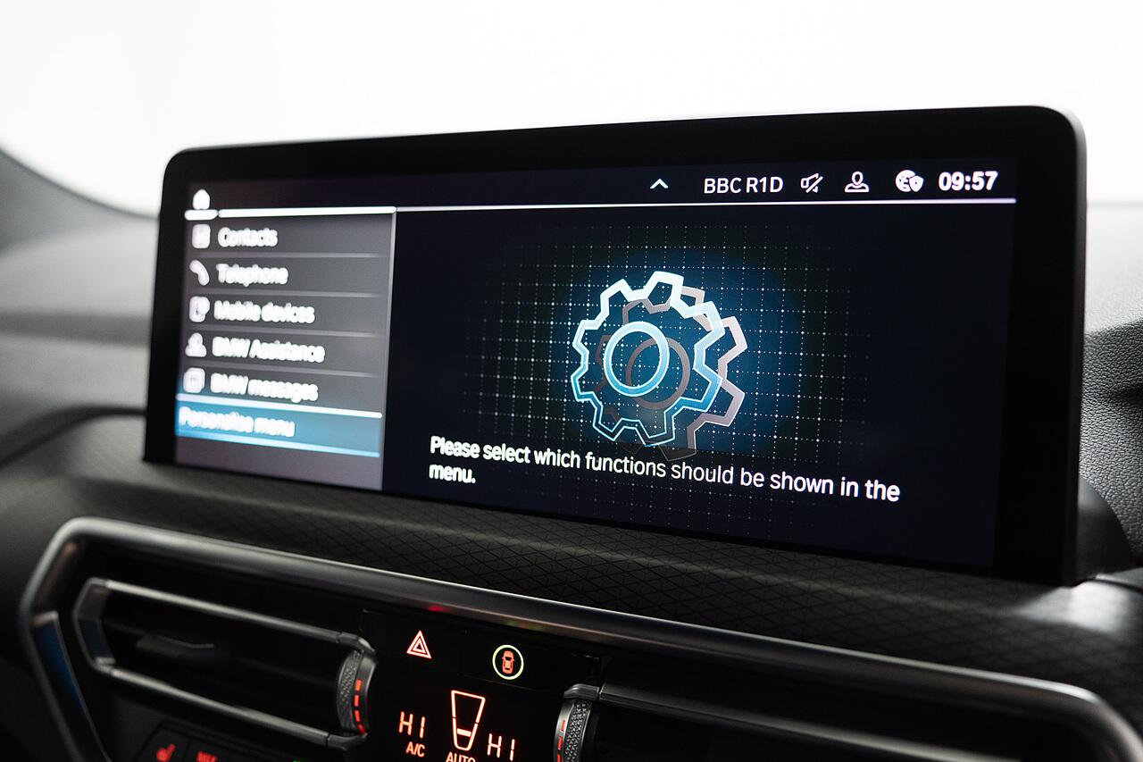BMW X3 view 16