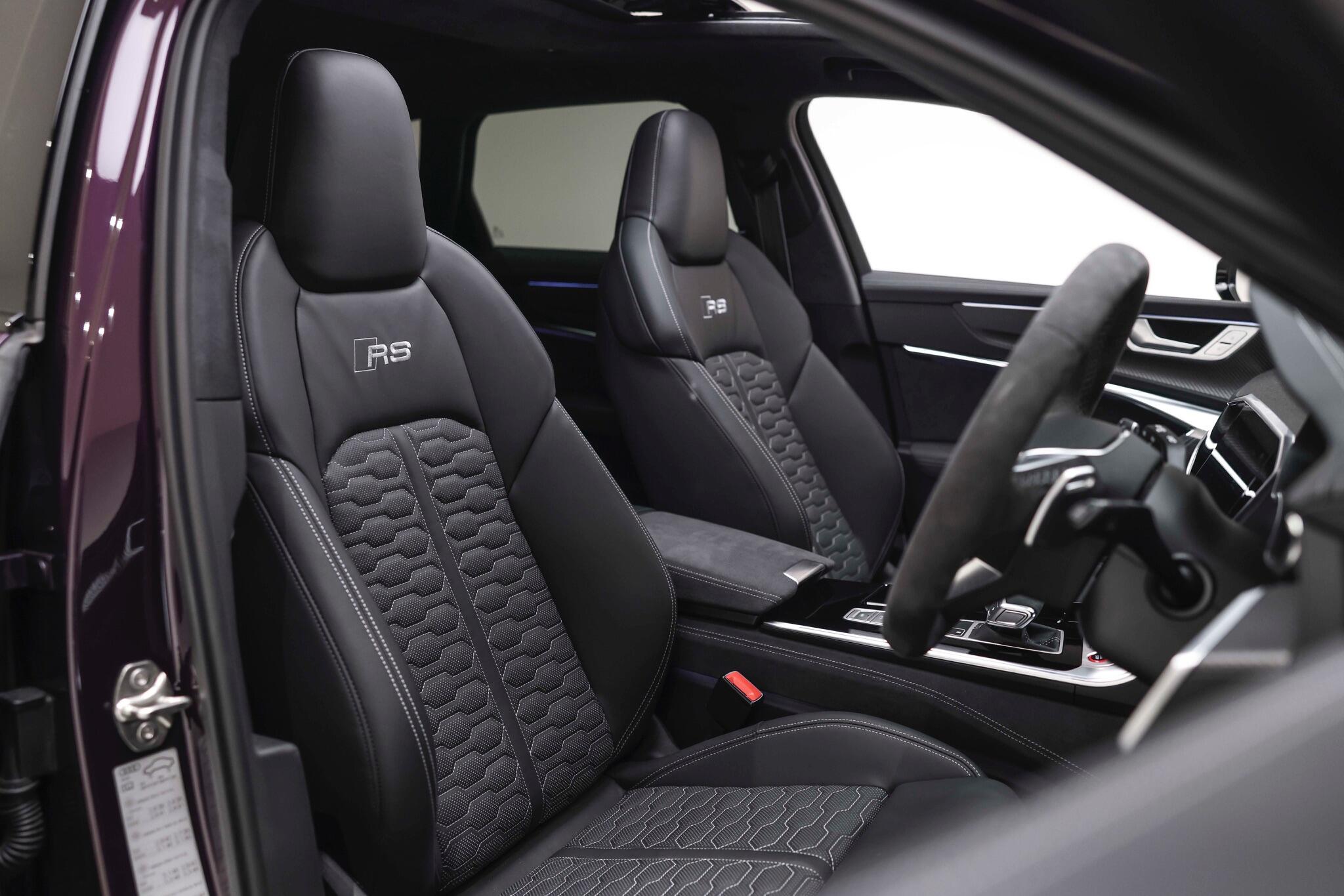 Audi RS6 Avant view 40