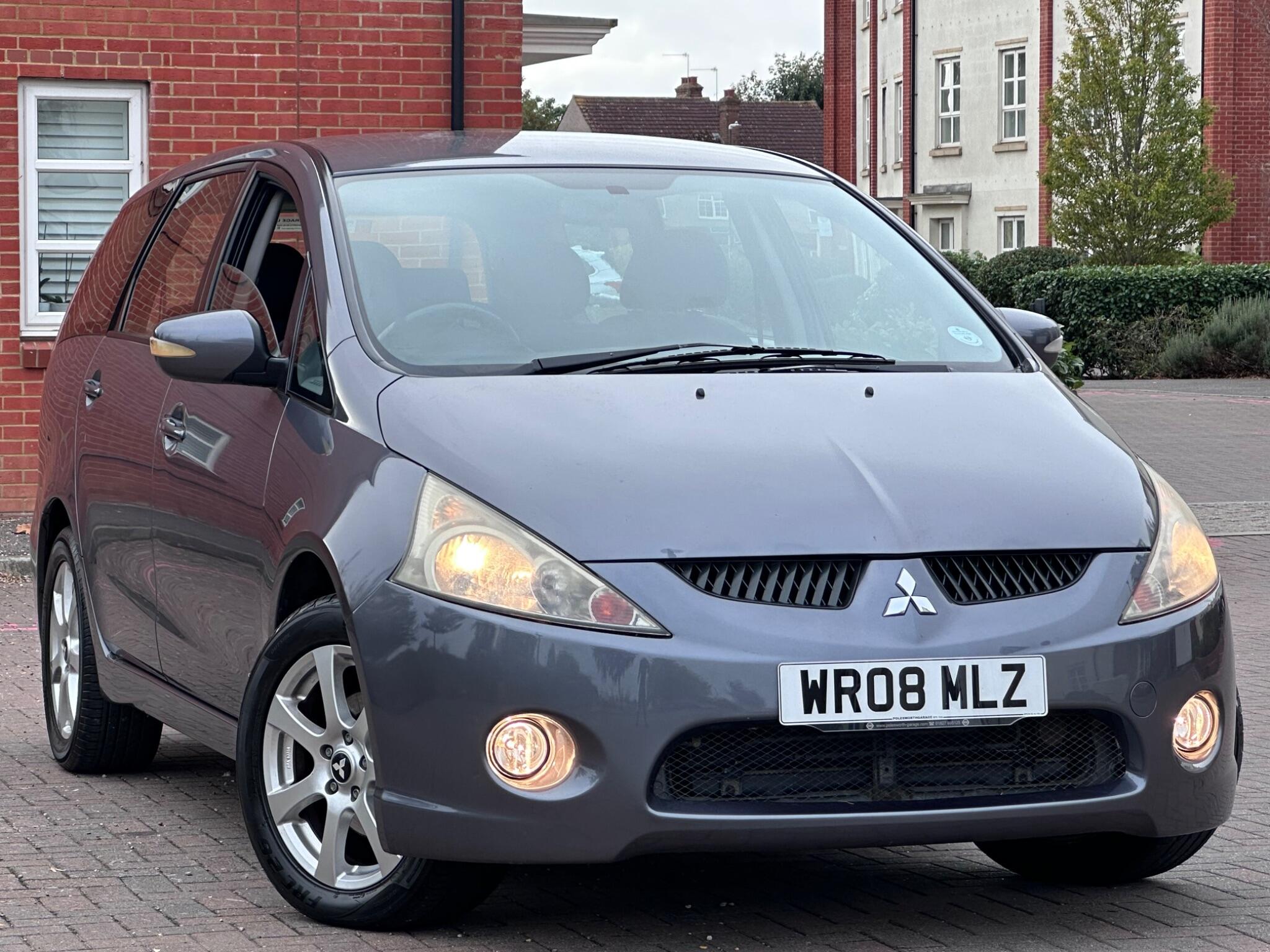 Mitsubishi Grandis