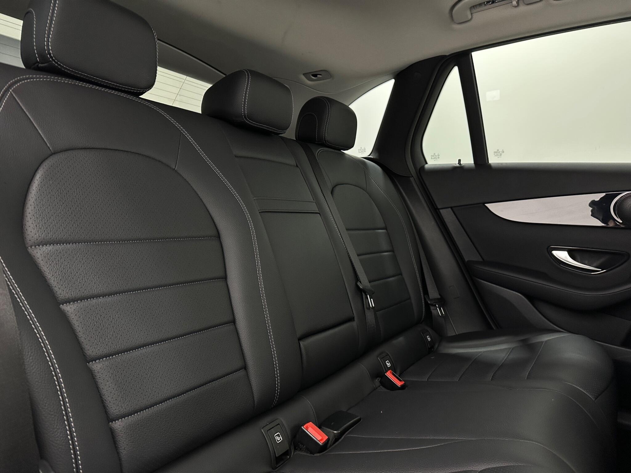 Mercedes-Benz GLC view 42