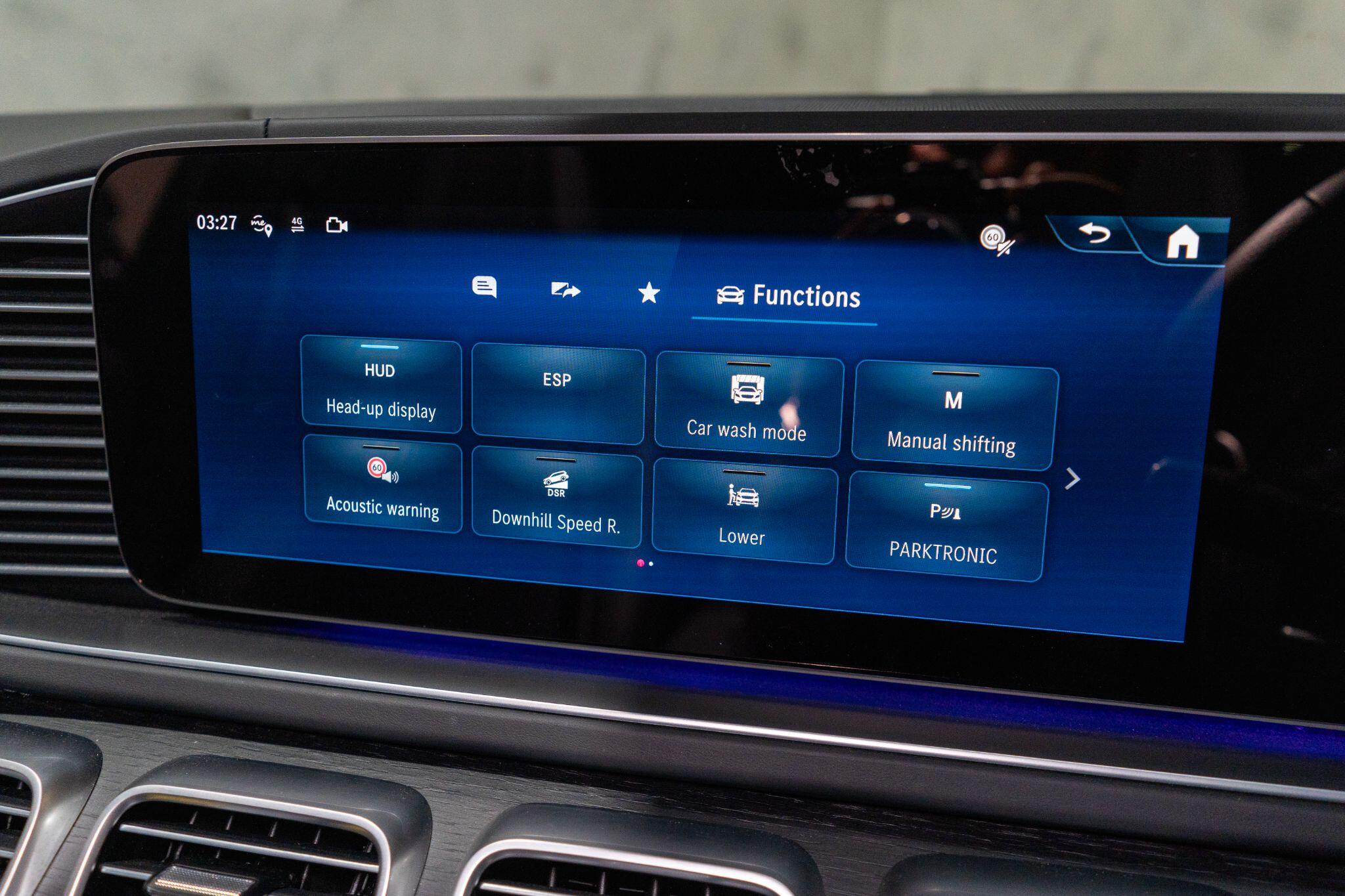 Mercedes-Benz GLS view 34
