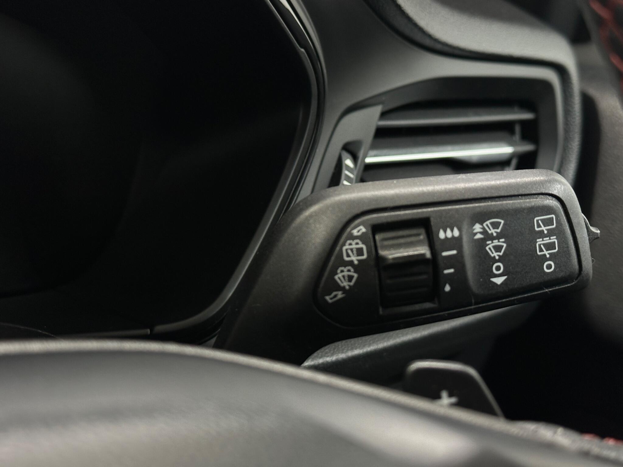 Ford Focus view 16