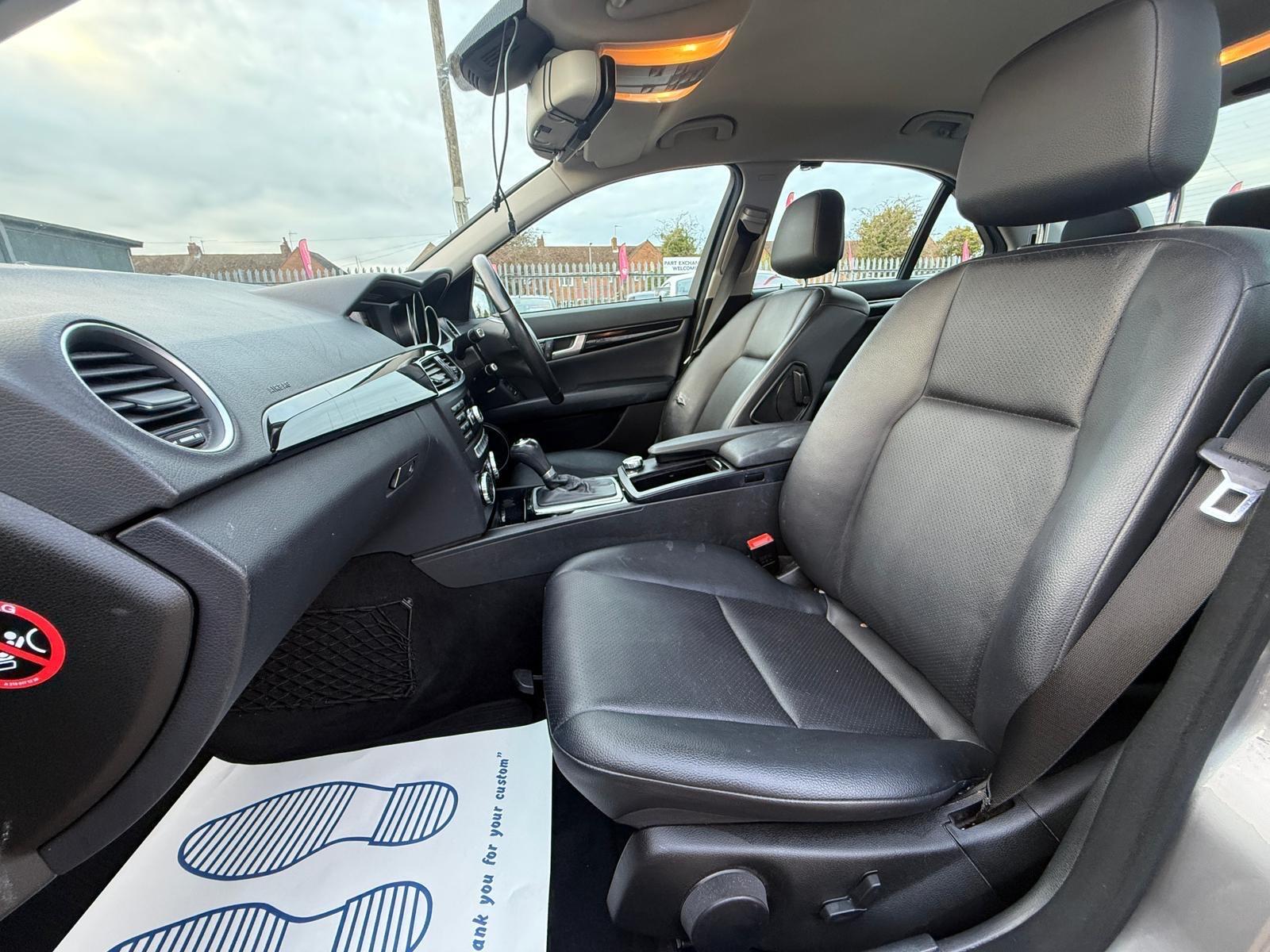 Mercedes-Benz C Class view 67