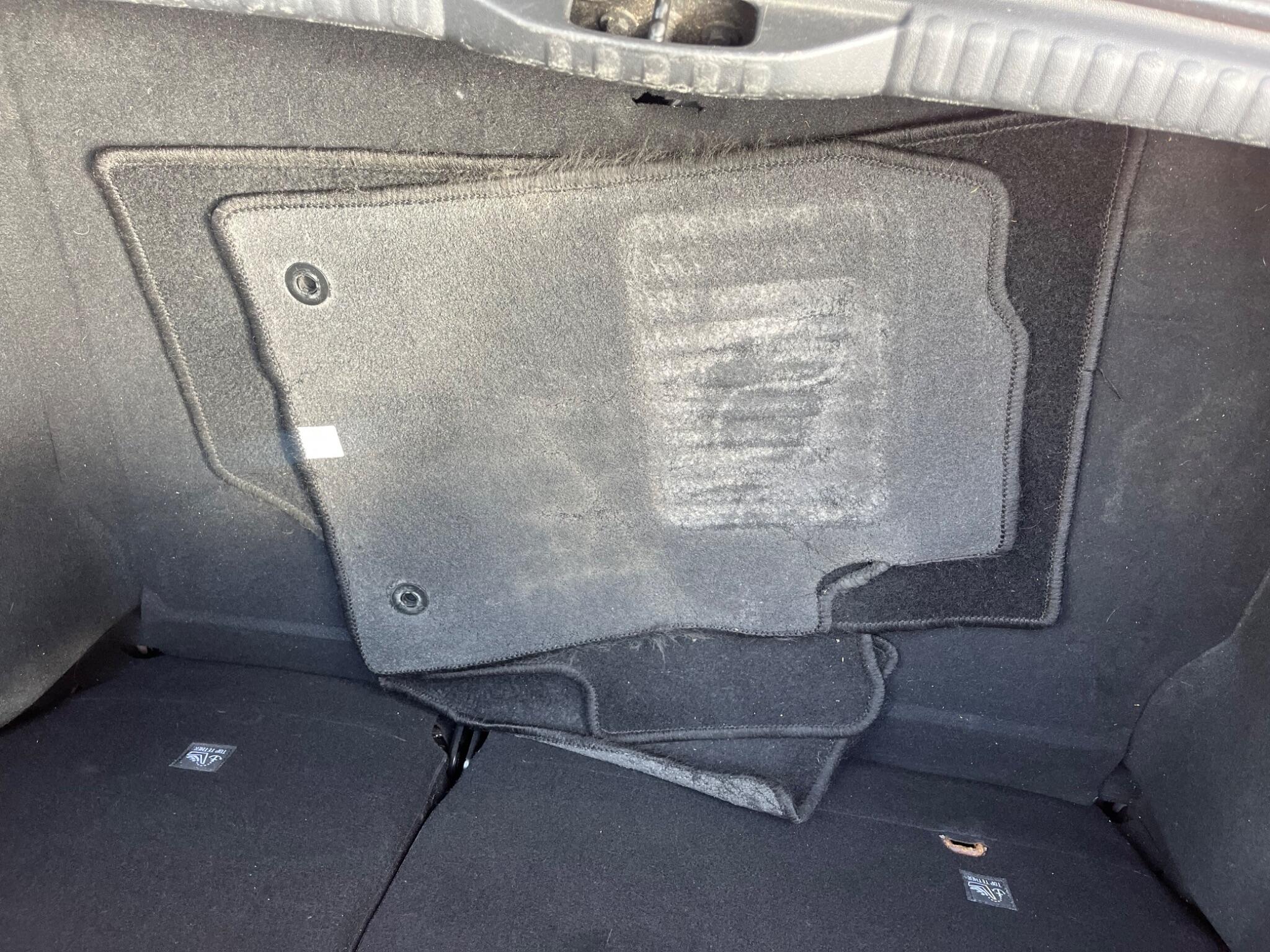 Citroen C3 view 14
