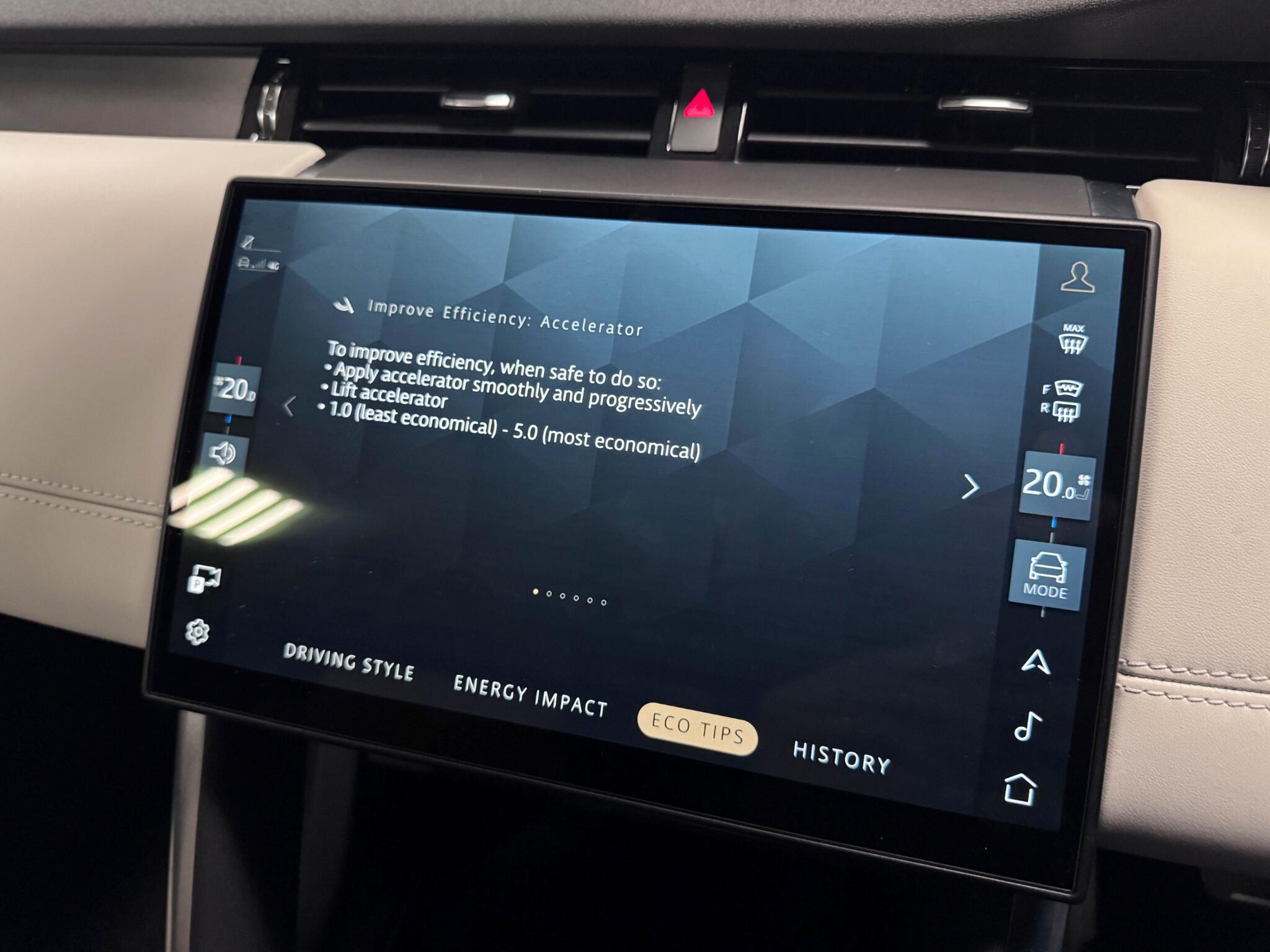 Land Rover Discovery Sport view 51