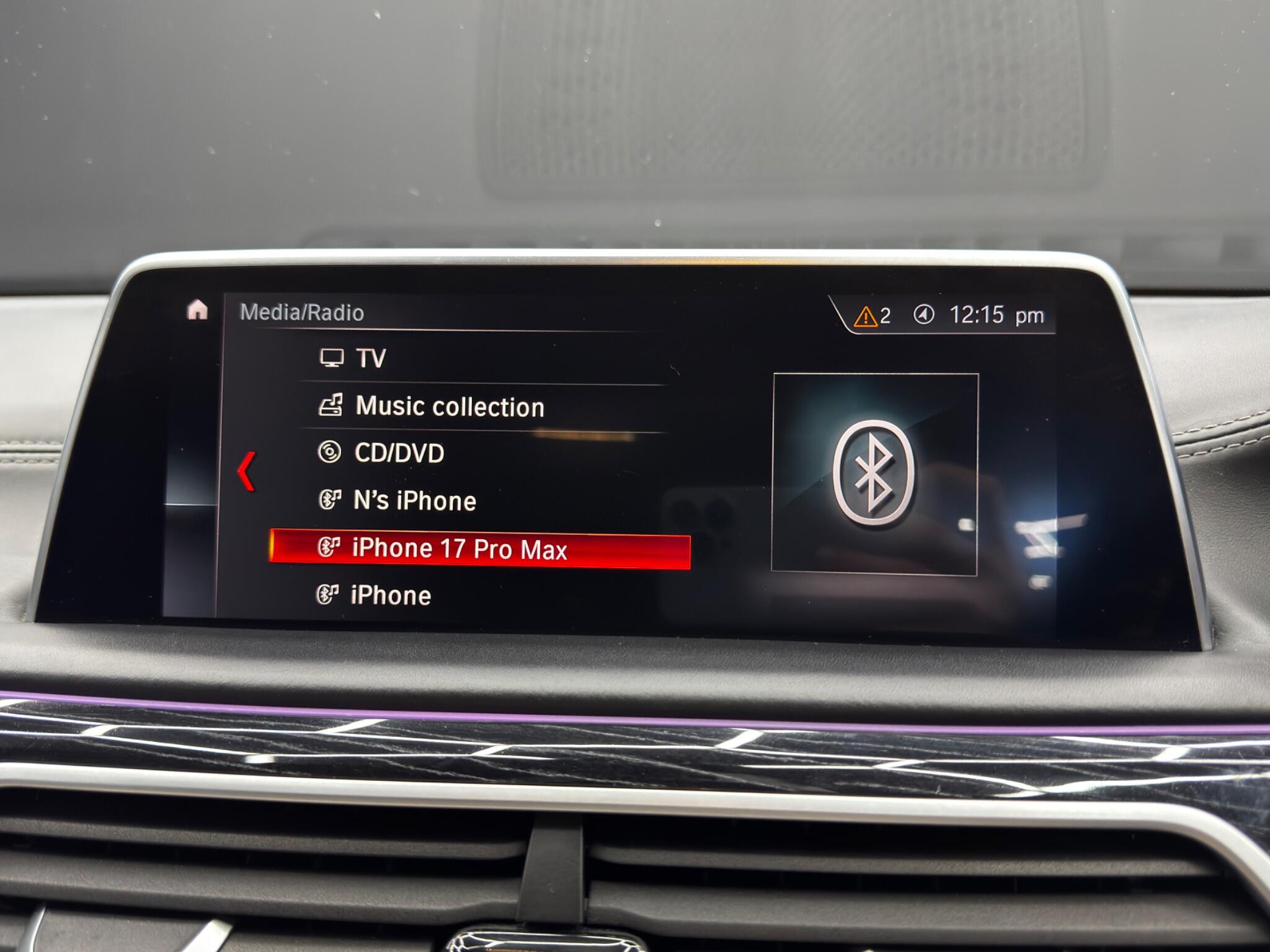 BMW 7 Series view 34