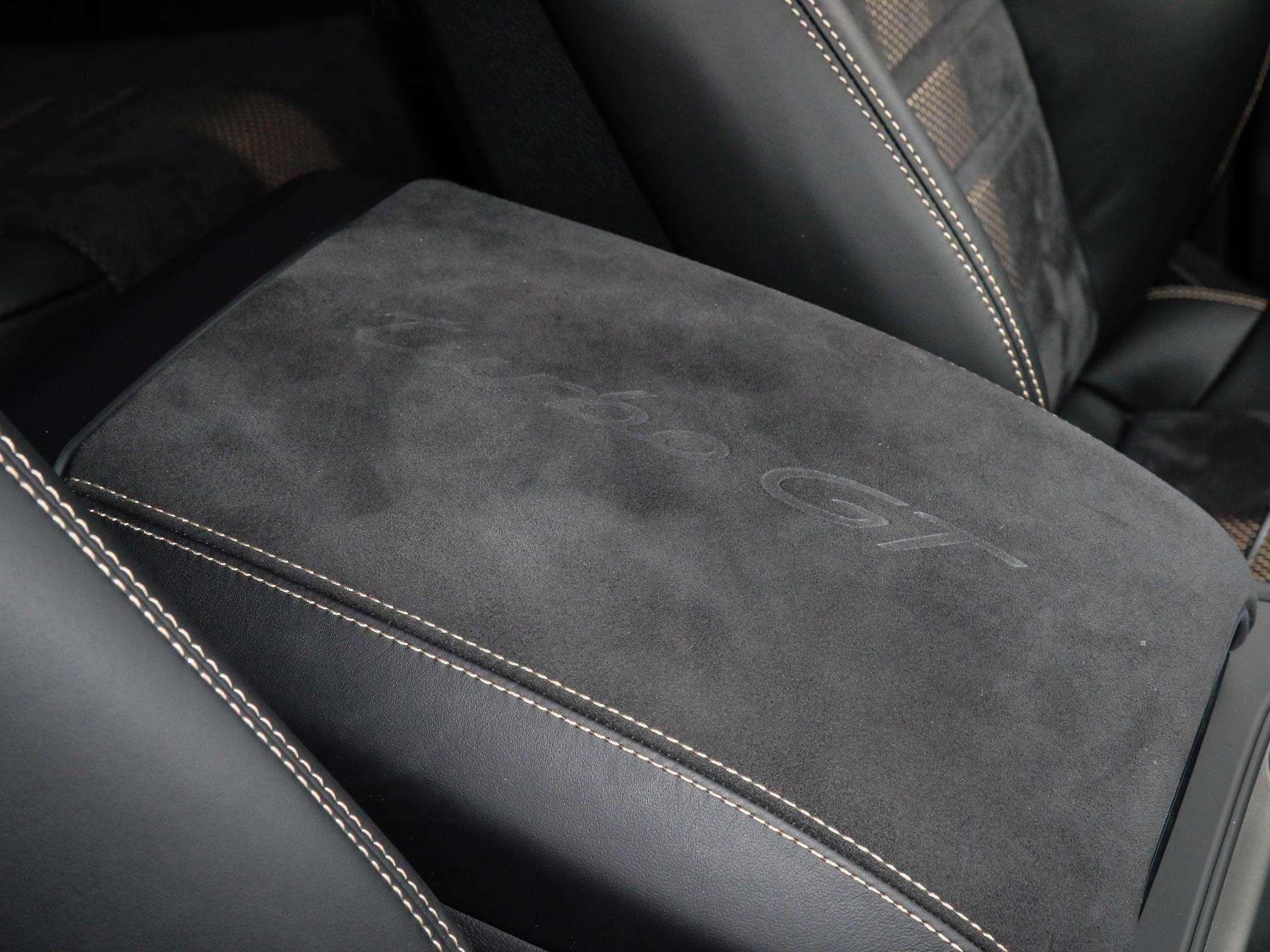 Porsche Cayenne view 17