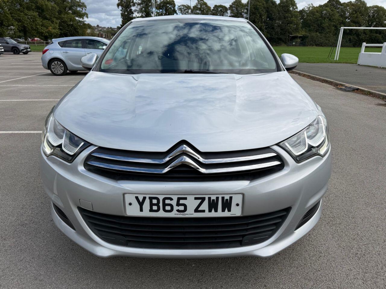 Citroen C4 view 7