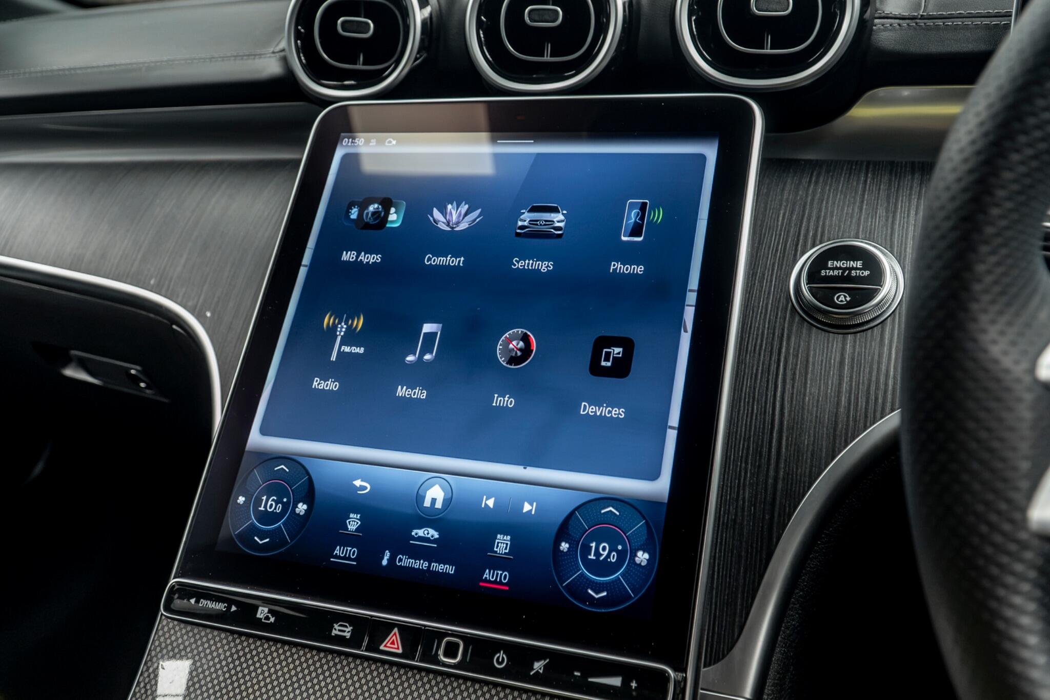 Mercedes-Benz C-Class view 39