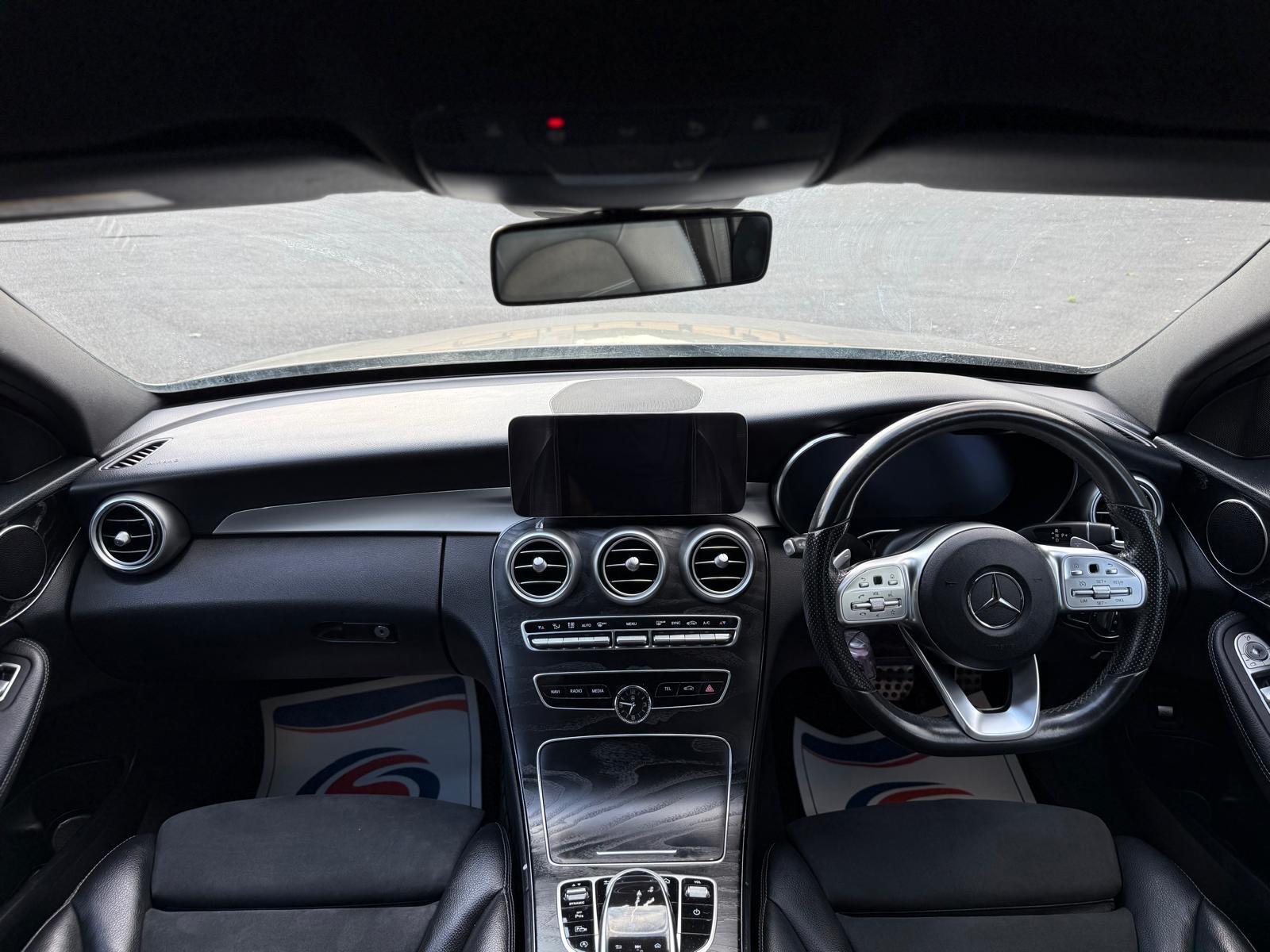 Mercedes-Benz C-Class view 3