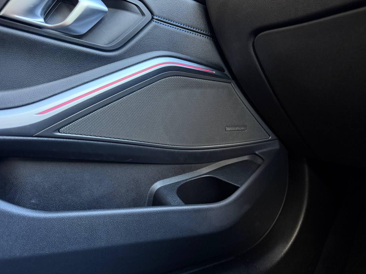 BMW 3 Series view 43