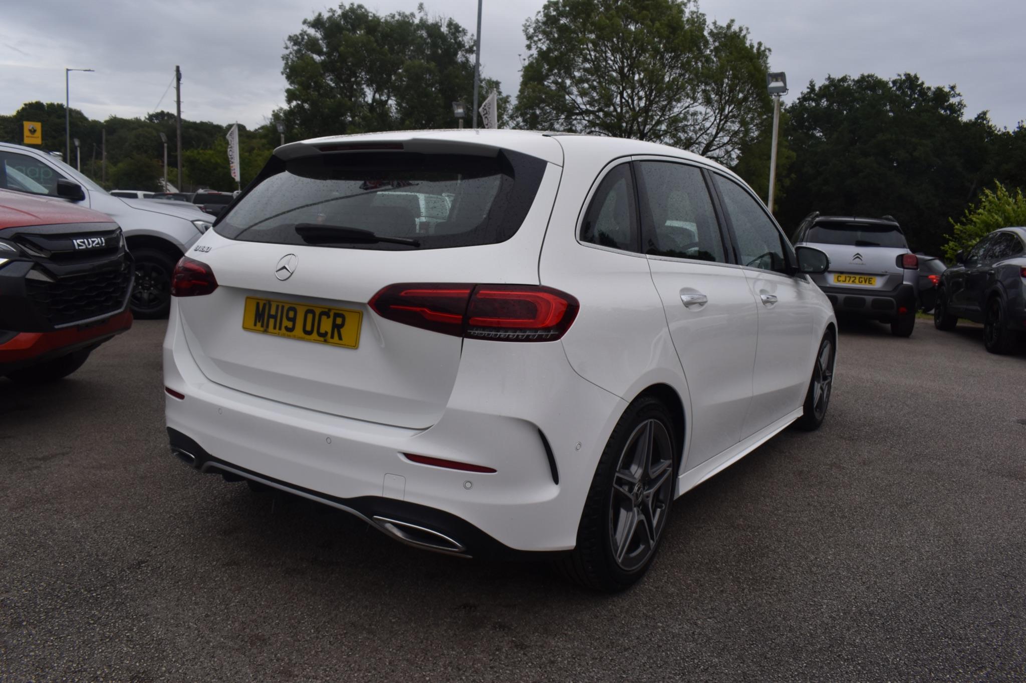 B Class - 1.3 B180 AMG Line (Premium) Euro 6 (s/s) 5dr - Image 13
