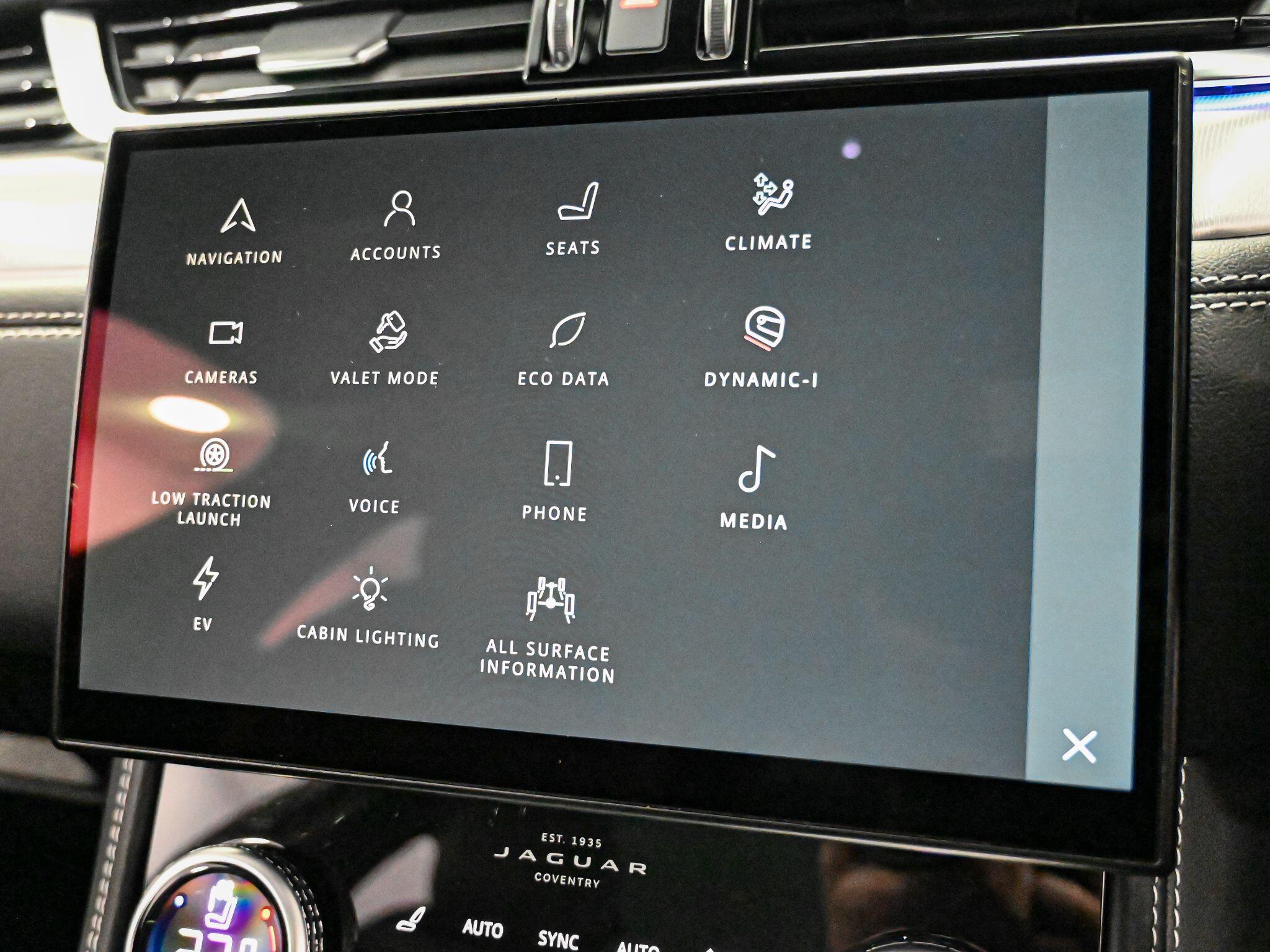 Jaguar F-Pace view 11