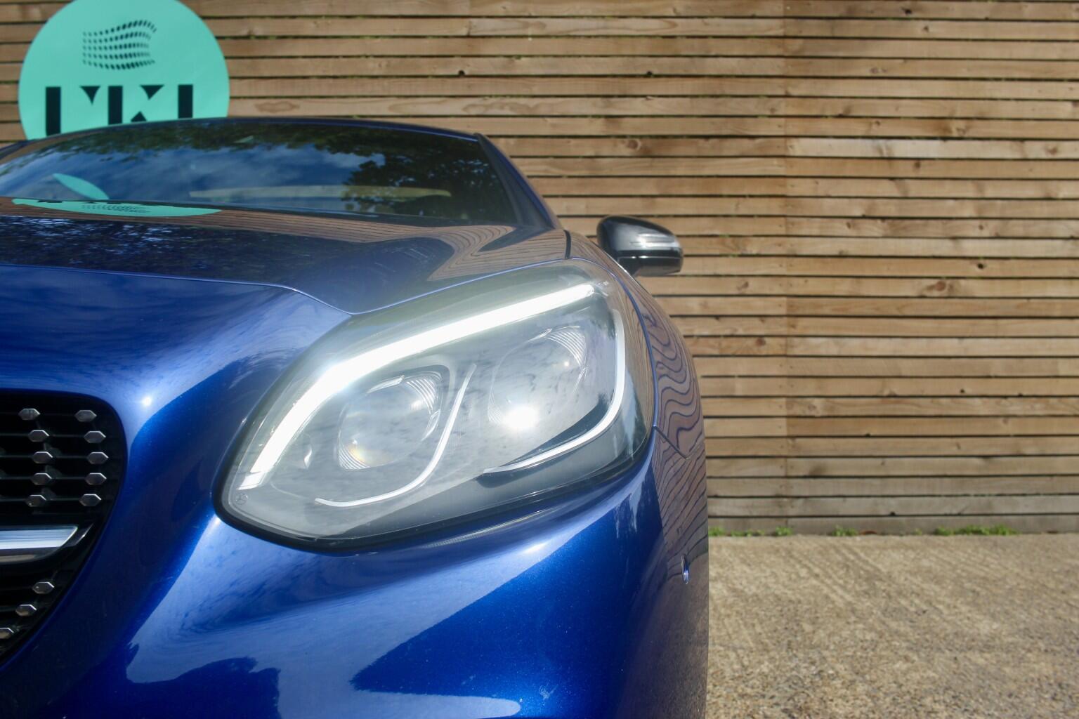 Mercedes-Benz SLC view 31