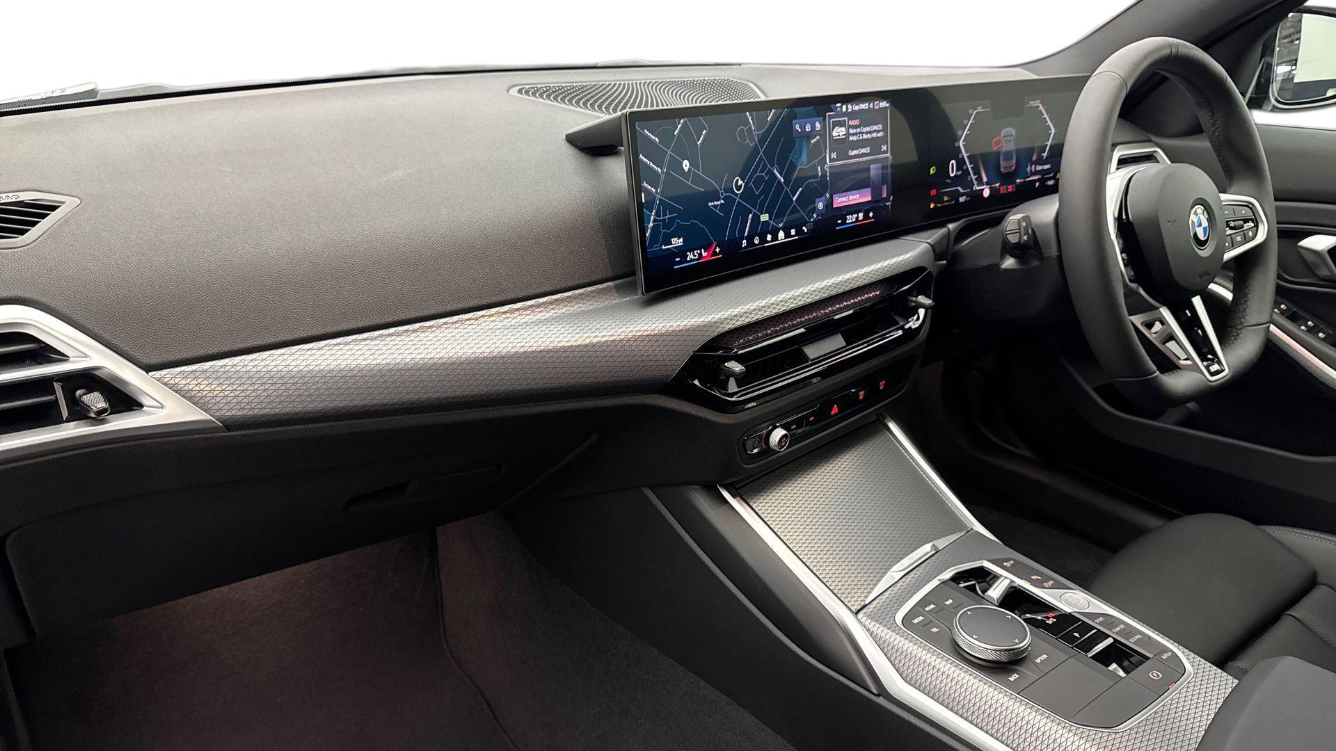 BMW 3 Series view 7