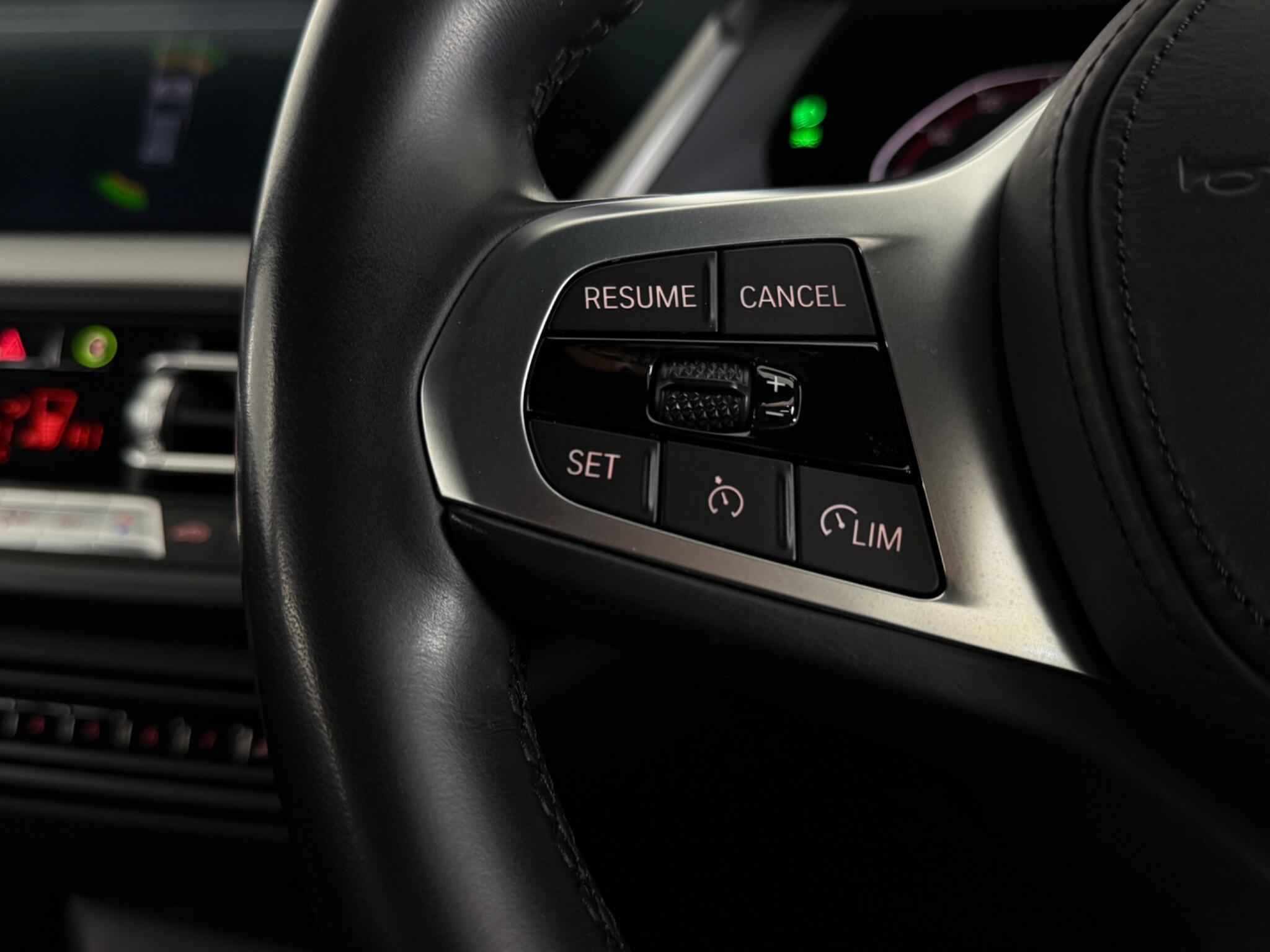 BMW 1 Series view 17
