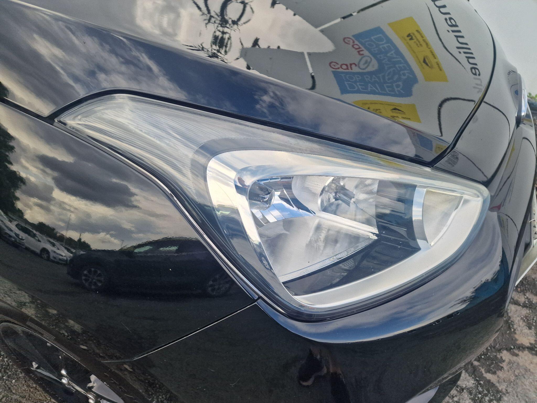 Hyundai I10 view 10