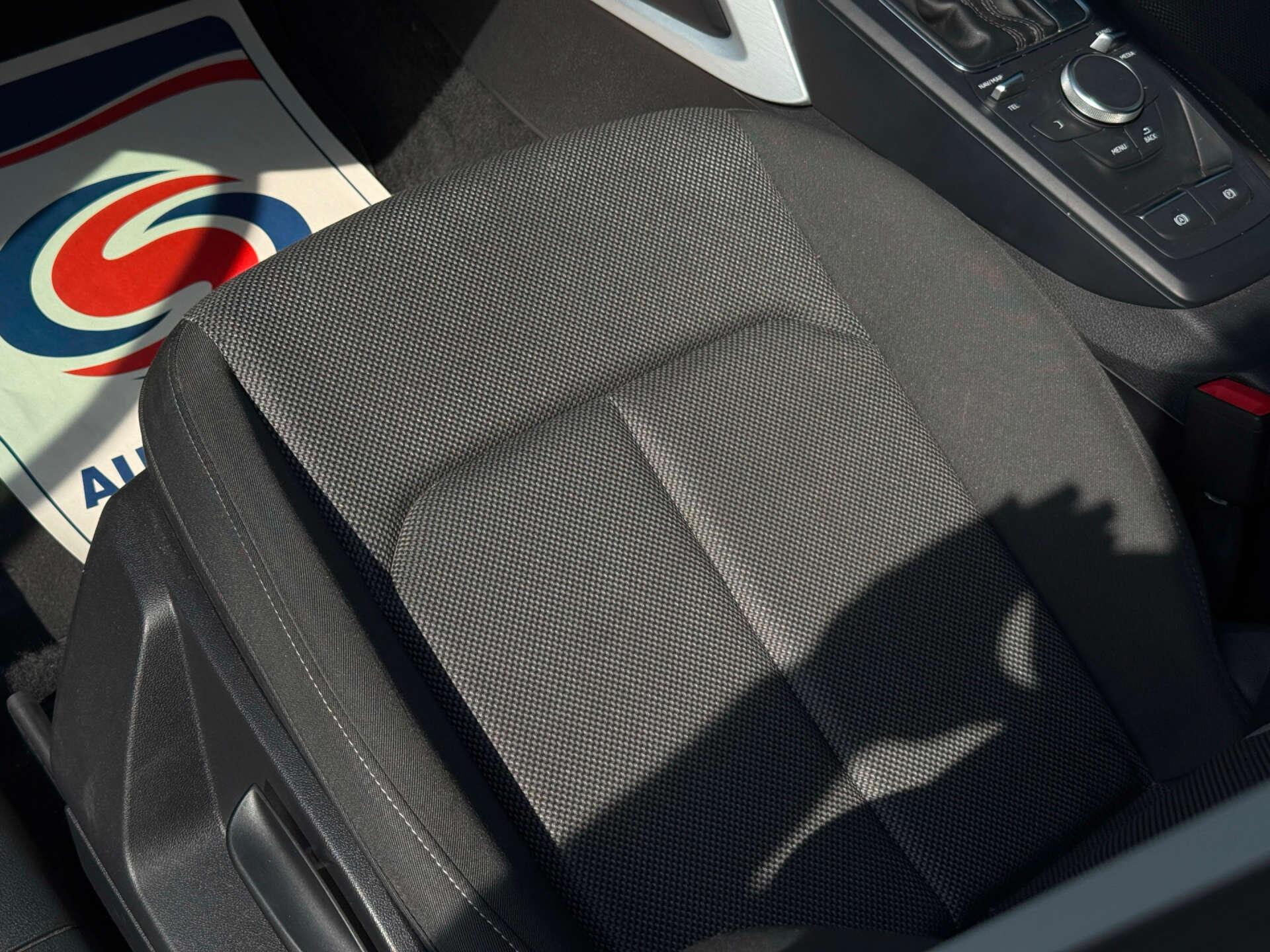 Audi Q2 view 44
