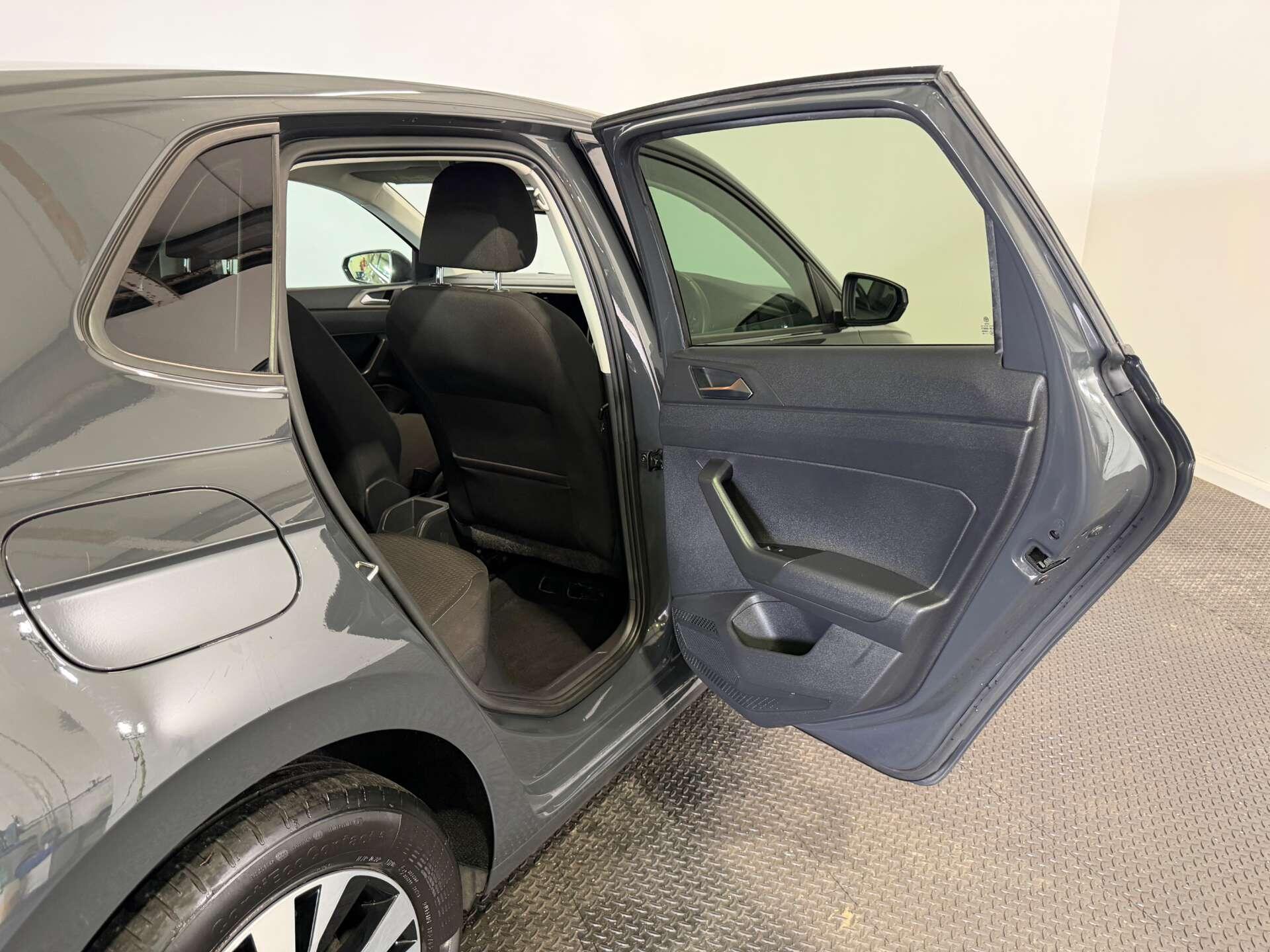 Volkswagen Polo view 41