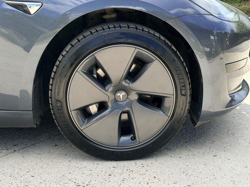 Tesla Model 3 view 14