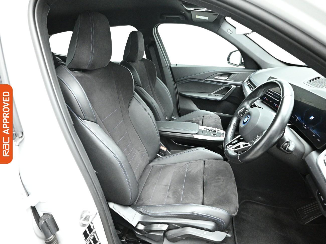 BMW Ix1 view 13
