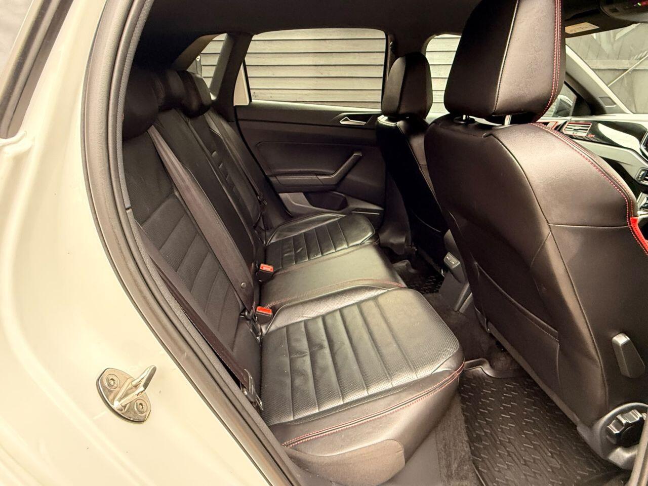 Volkswagen Polo view 14