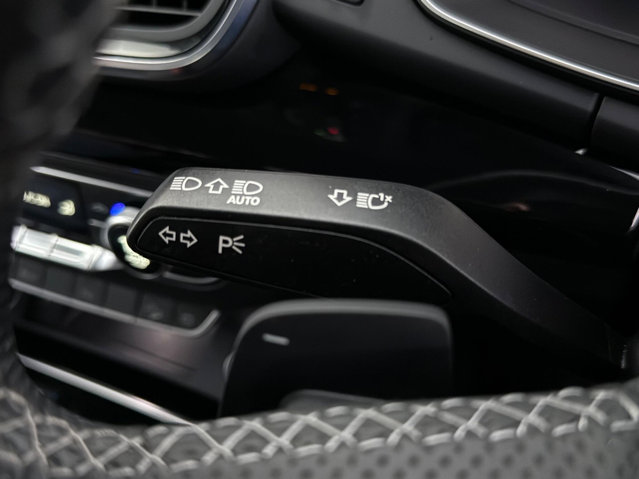 Audi Q5 view 19