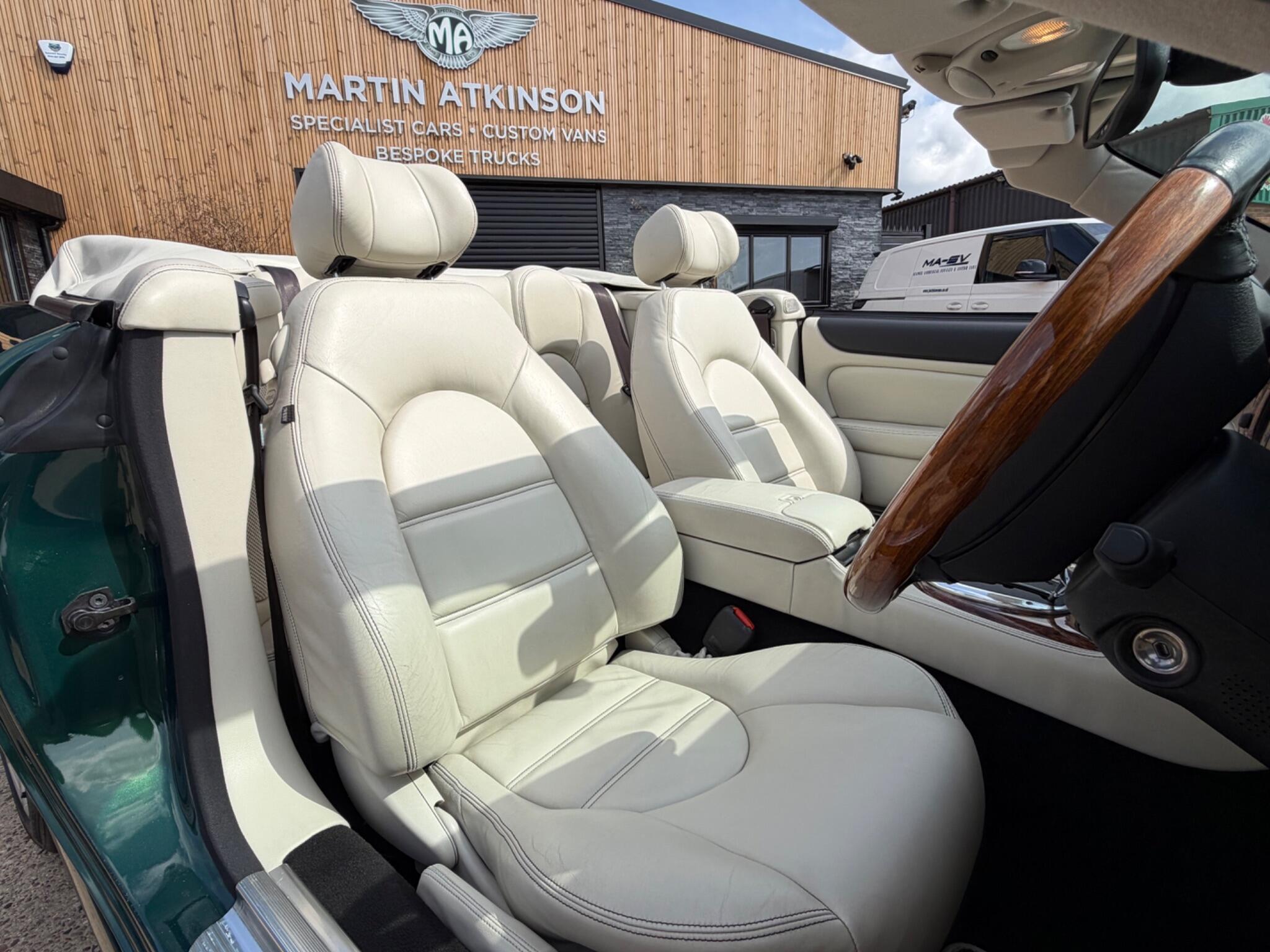 Jaguar XK8 view 53