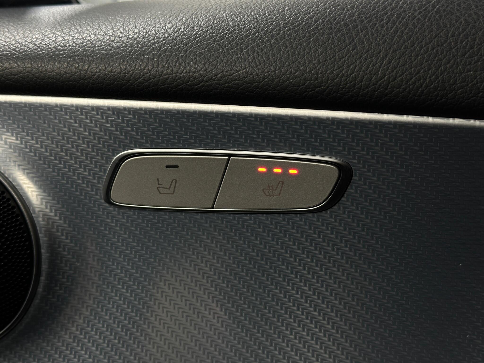 Mercedes-Benz E-Class view 20
