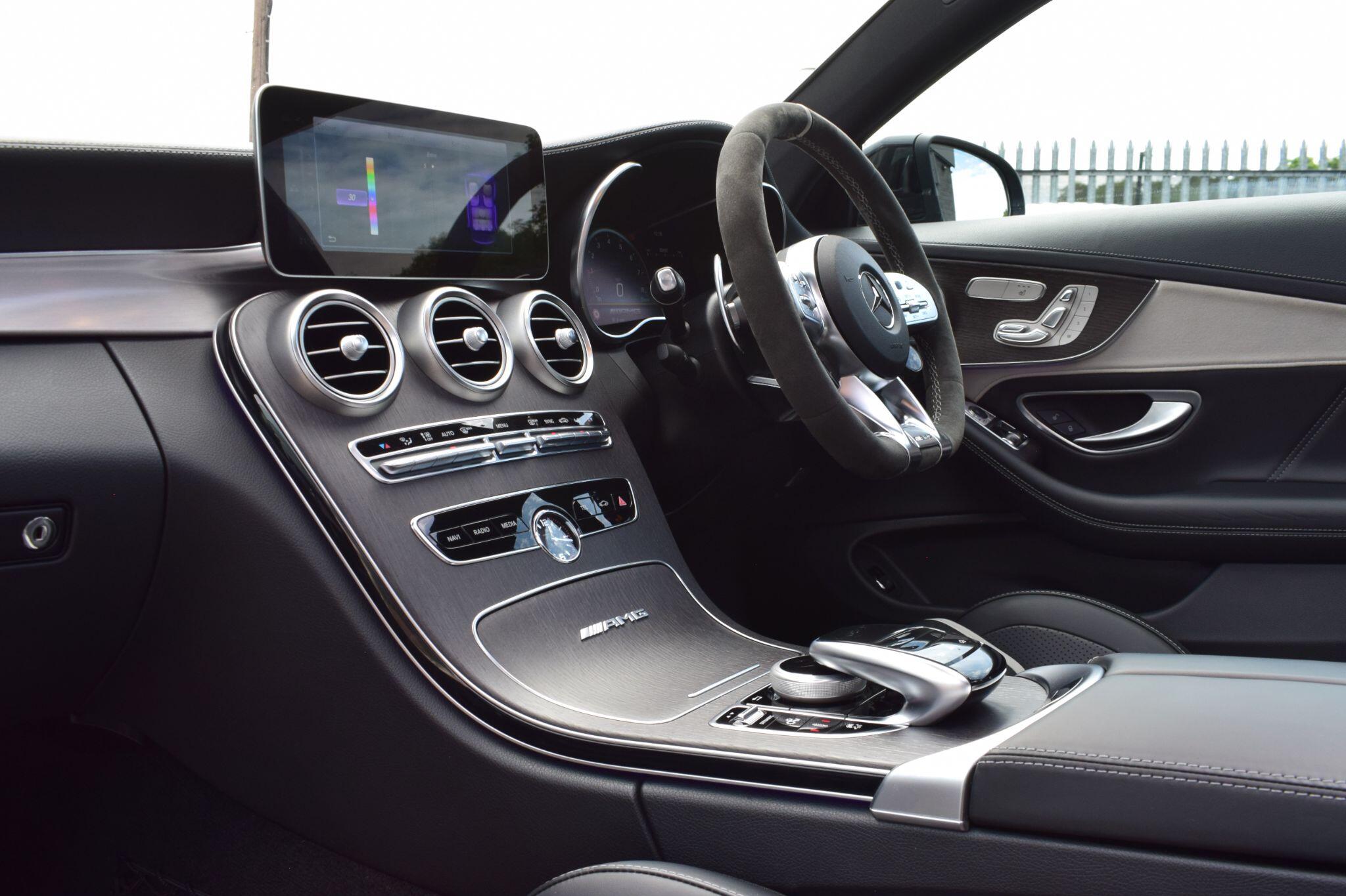 Mercedes-Benz C-Class view 11