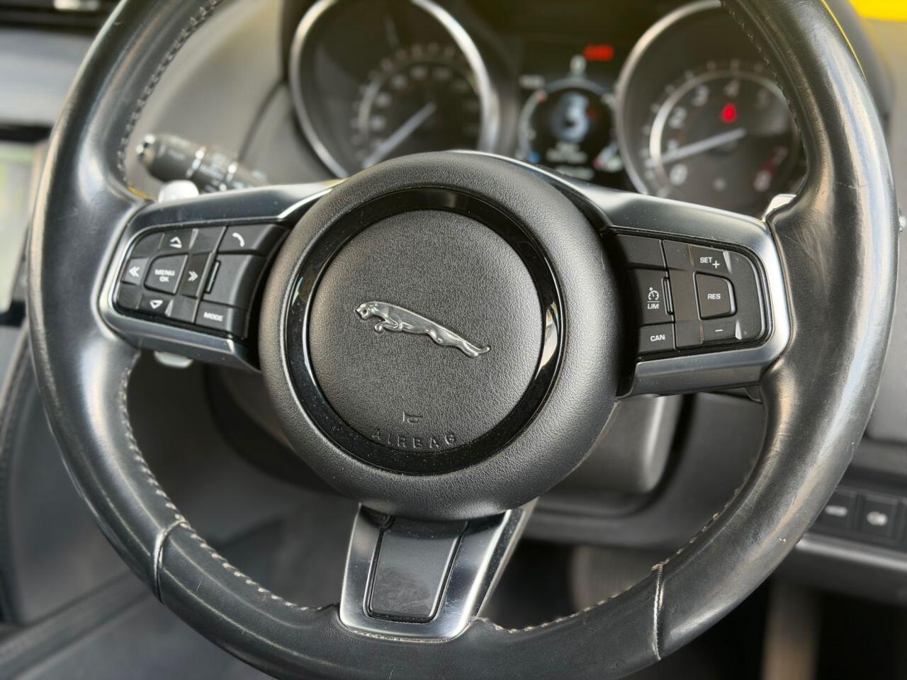 Jaguar F-Type view 20