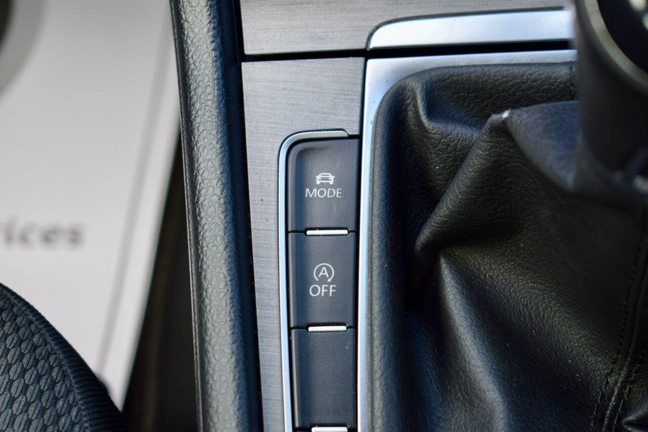 Volkswagen Golf view 53