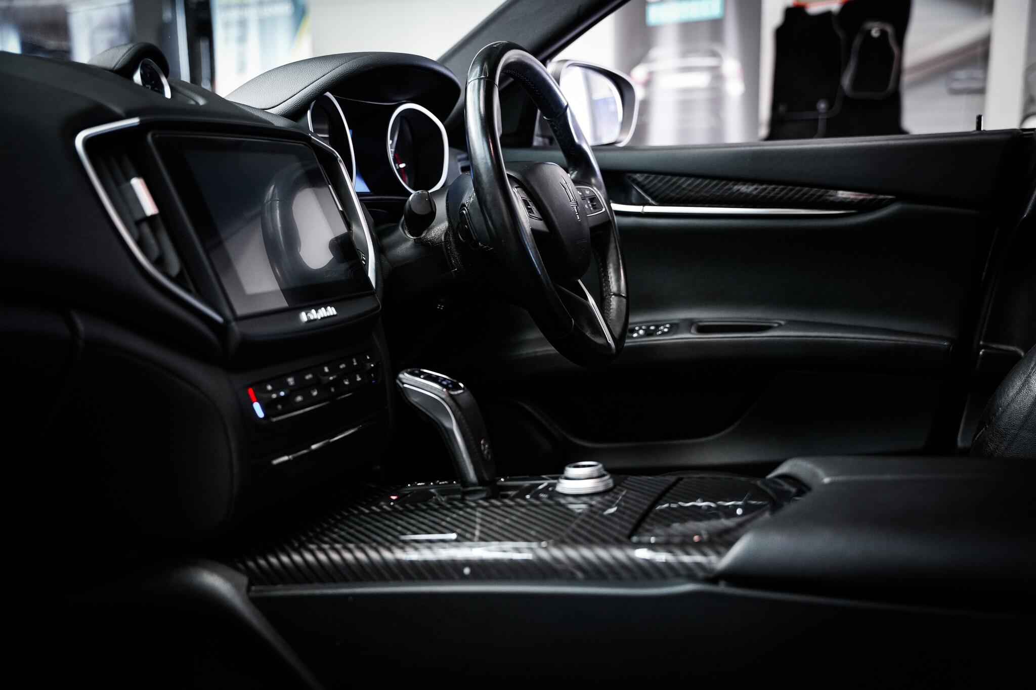 Maserati Ghibli view 3