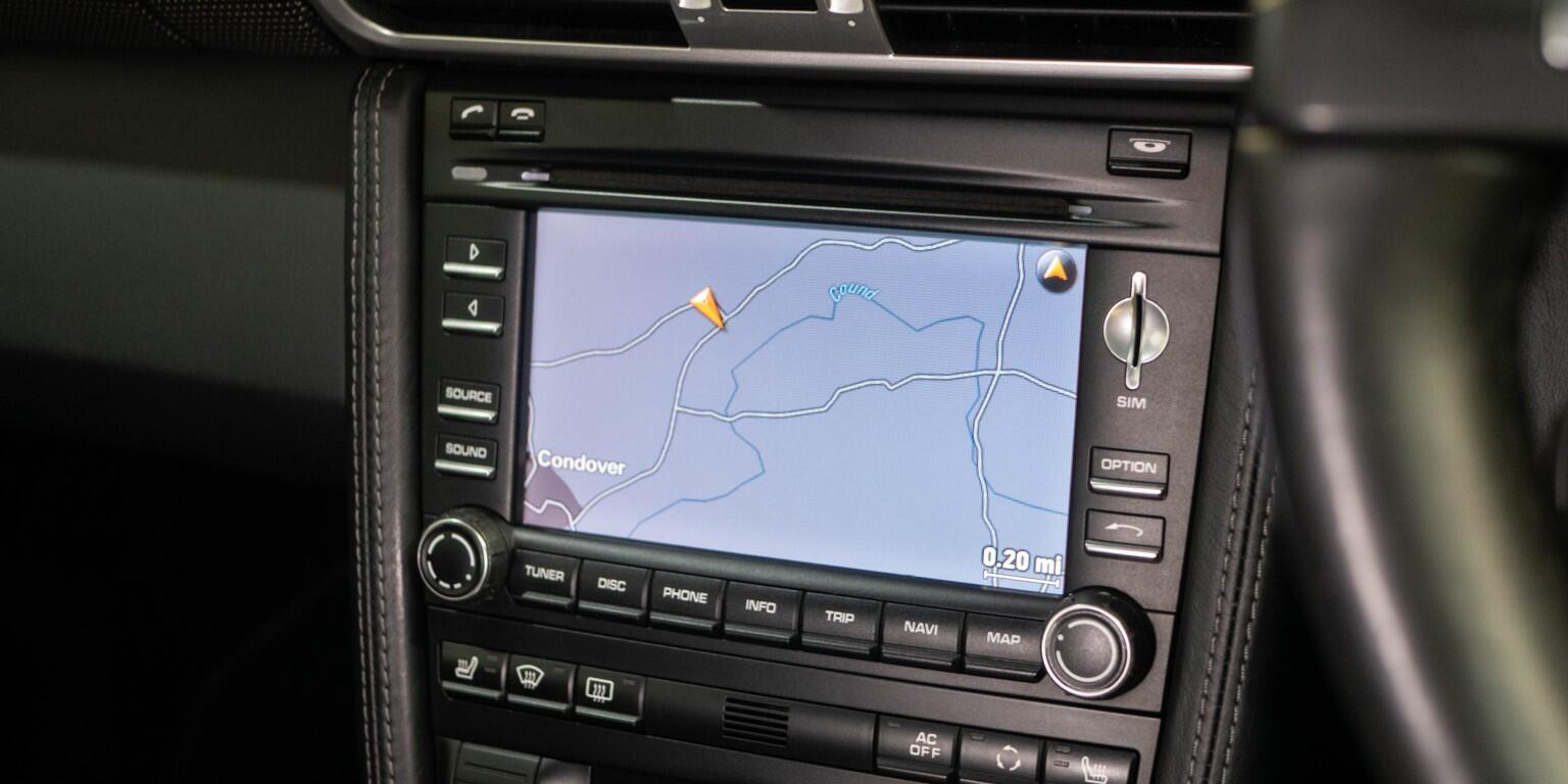 Porsche 911 view 38