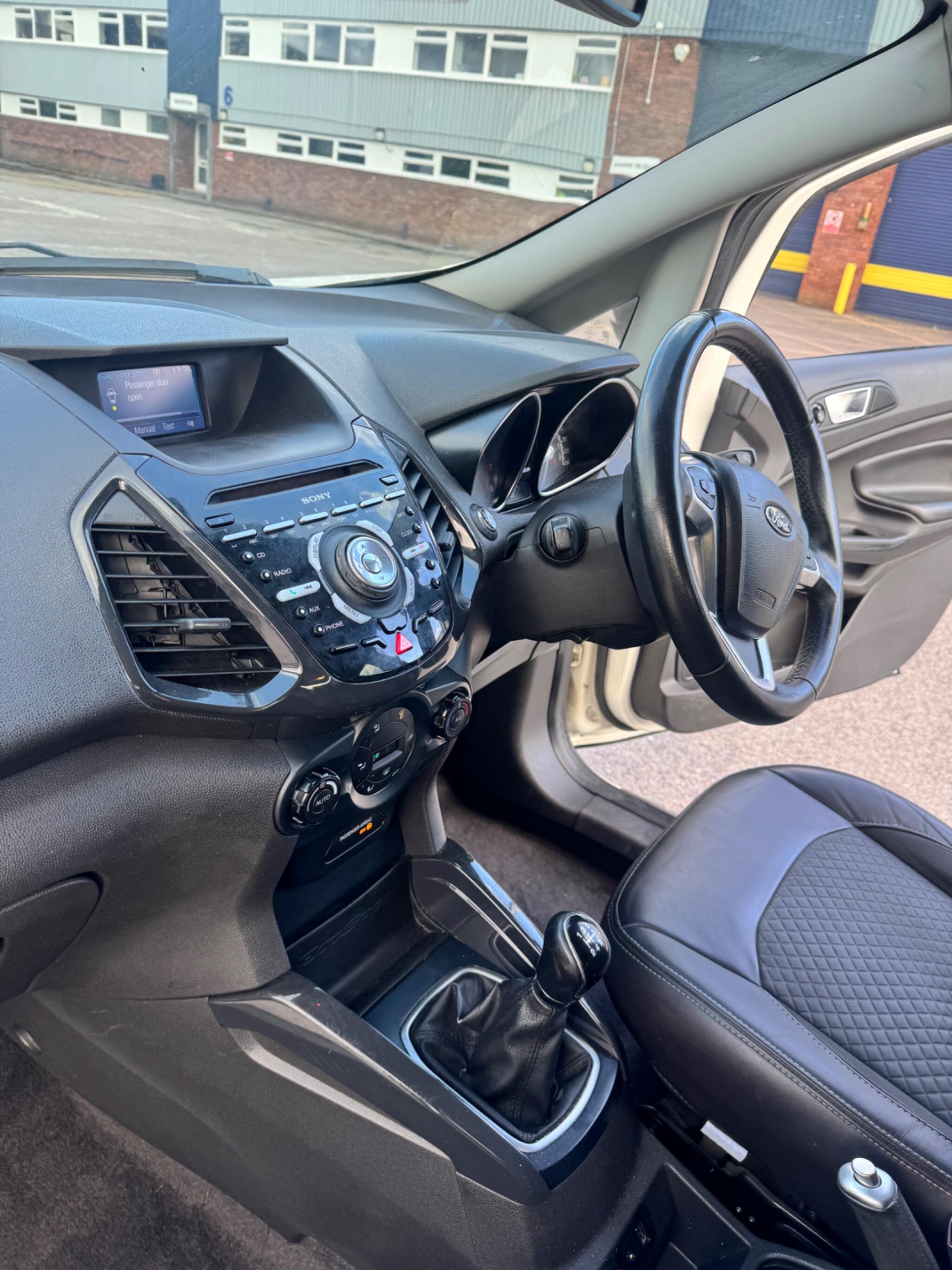 Ford Ecosport view 21