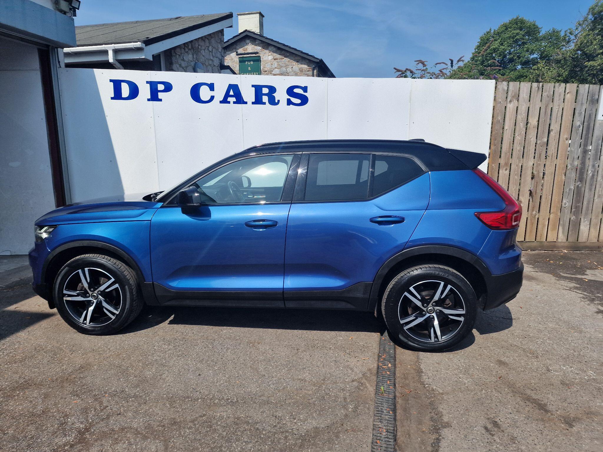 Volvo XC40 view 9