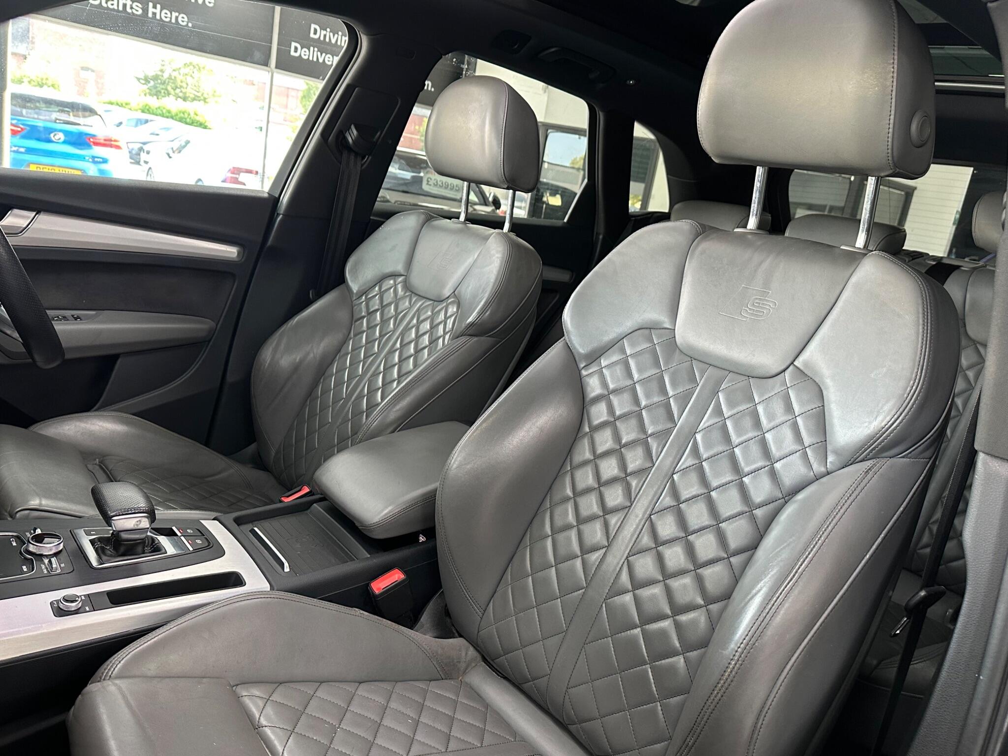 Audi Q5 view 43