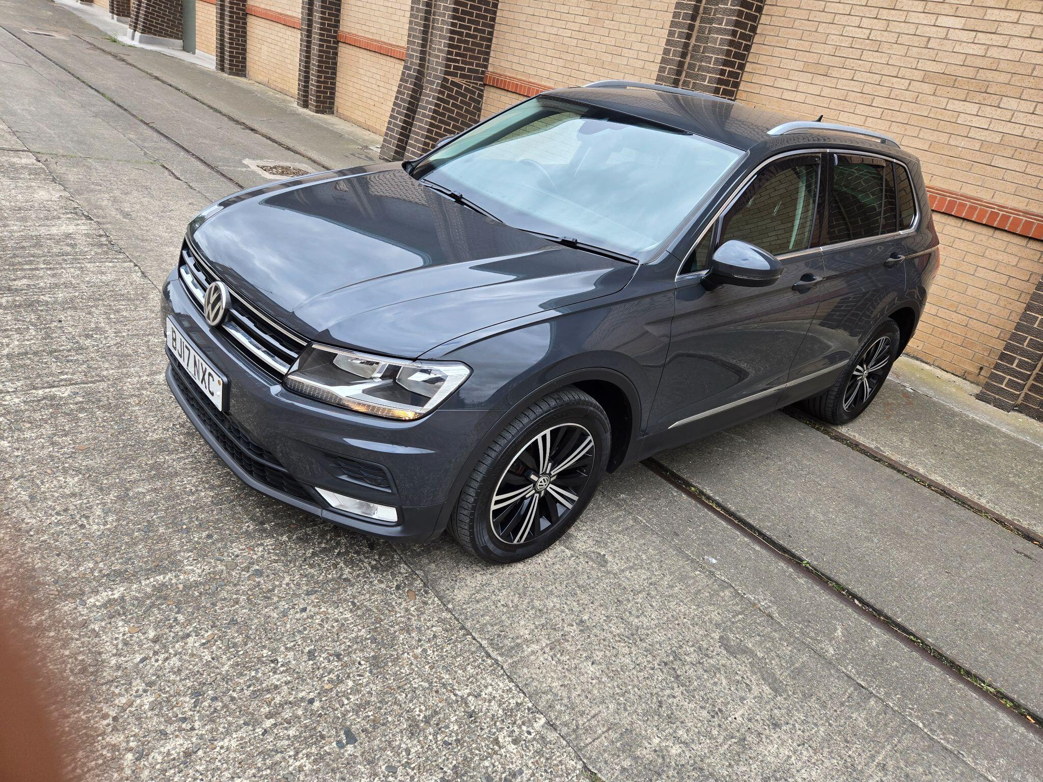 2017 Volkswagen Tiguan 2.0 TDI BlueMotion Tech SE Navigation Euro 6 (s/s) 5dr • 57,000 miles image 20
