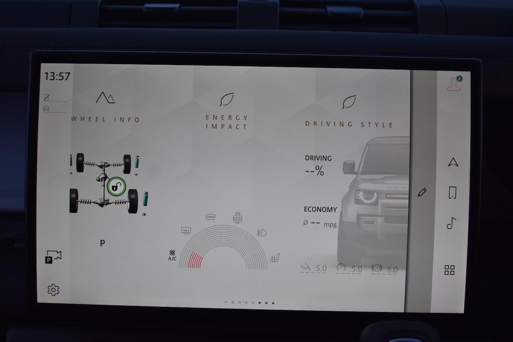 Land Rover Defender view 53