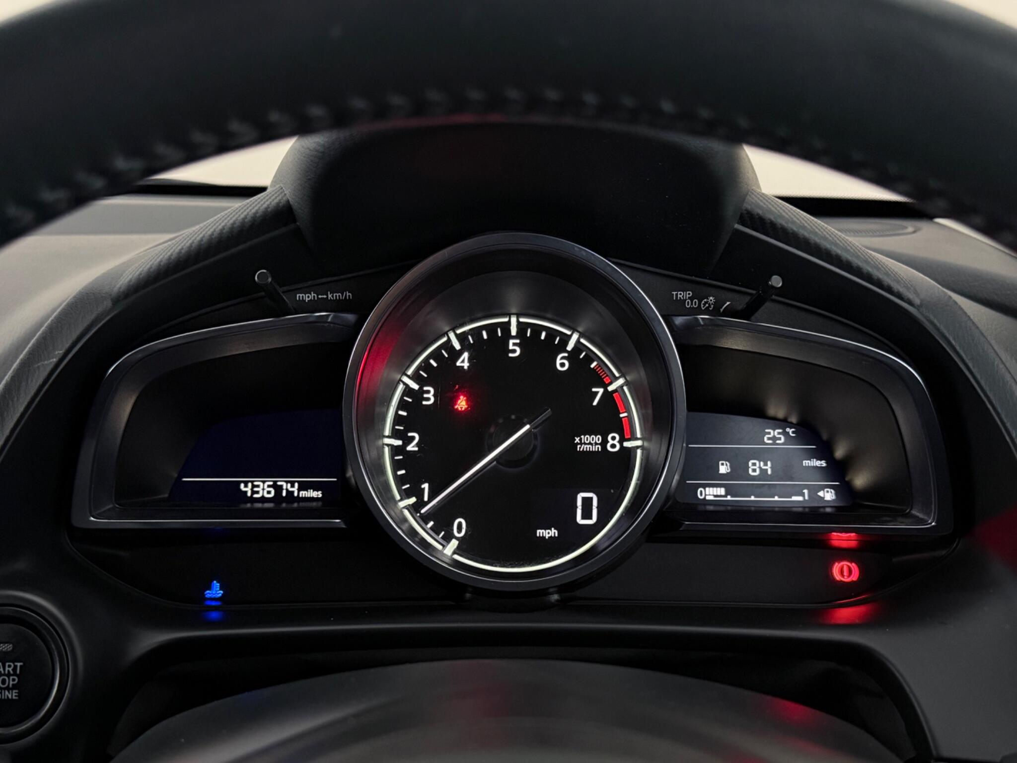 Mazda Mazda2 view 15
