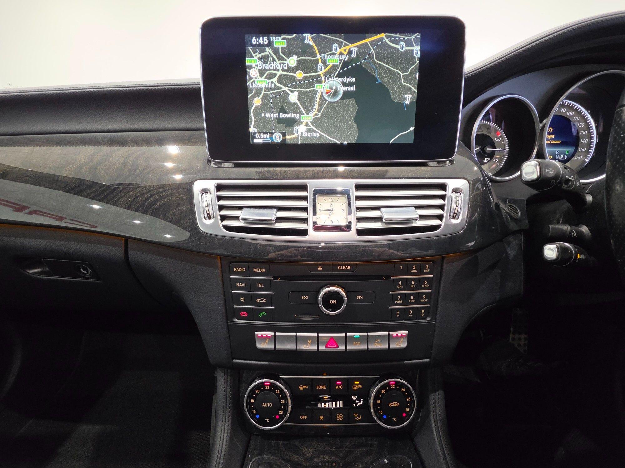 Mercedes-Benz CLS view 93