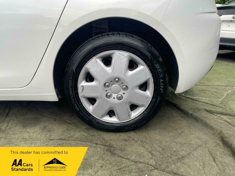 2017 Peugeot 308 1.2 PureTech Access Euro 6 (s/s) 5dr • 57,445 miles image 61