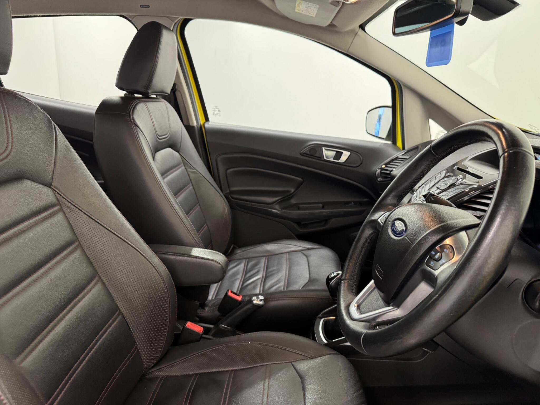 Ford Ecosport view 10