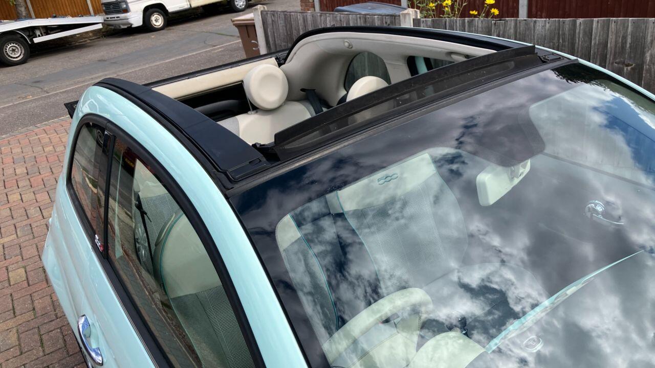 Fiat 500C view 4