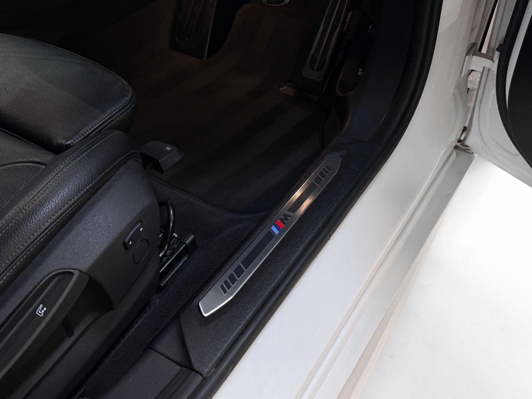 BMW 1 Series view 45